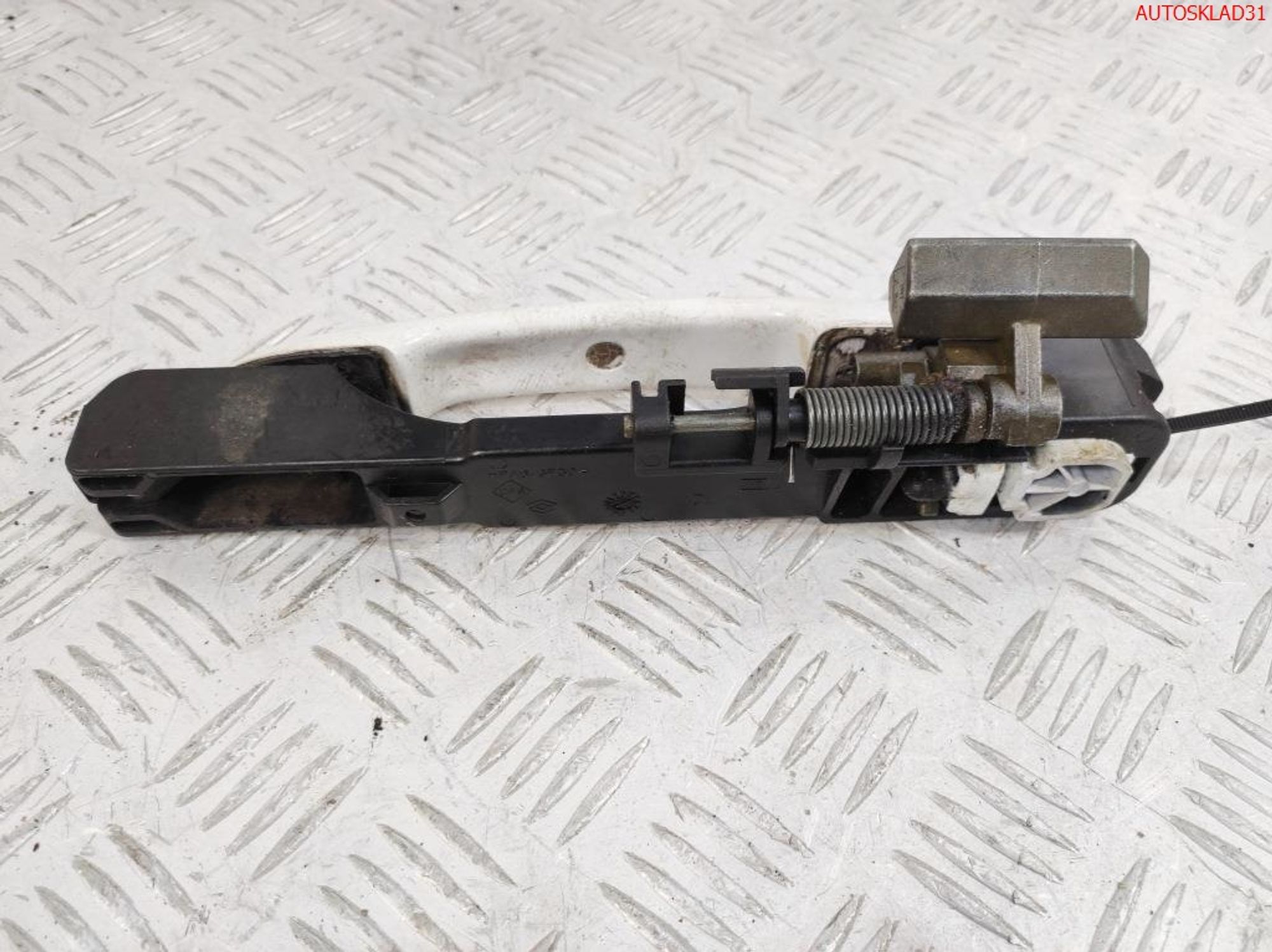 Ручка двери передняя правая Renault Laguna 2 	8200004747, 2000 рублей, Дубовое