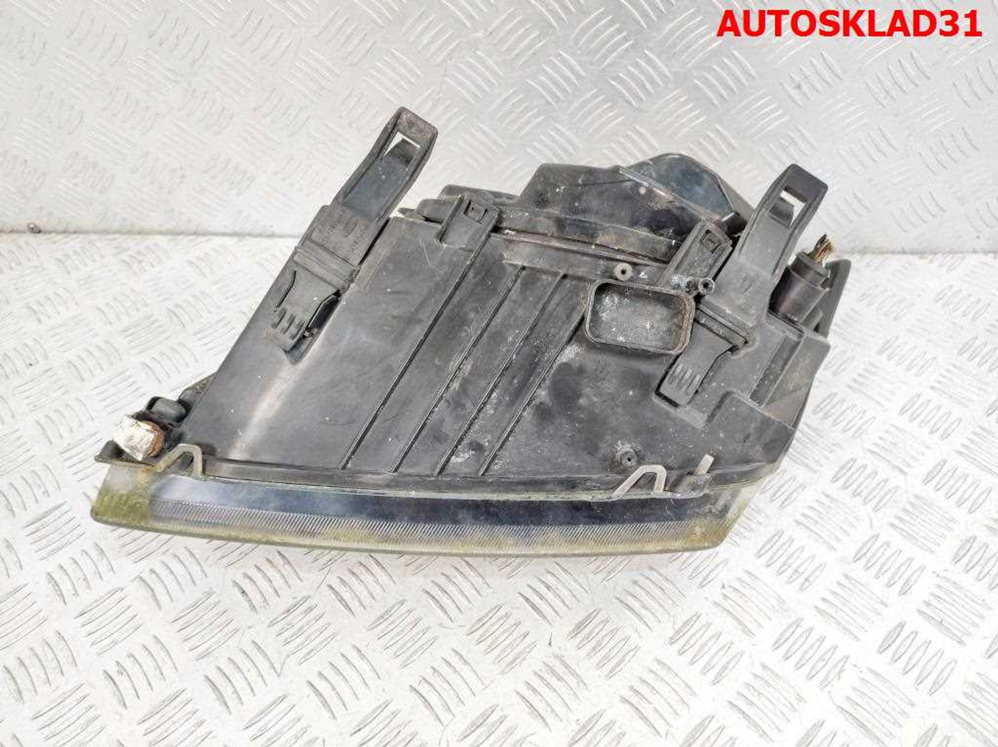 Фара правая Ford Focus 24M5113W029JC Дорест, 5000 рублей, Дубовое