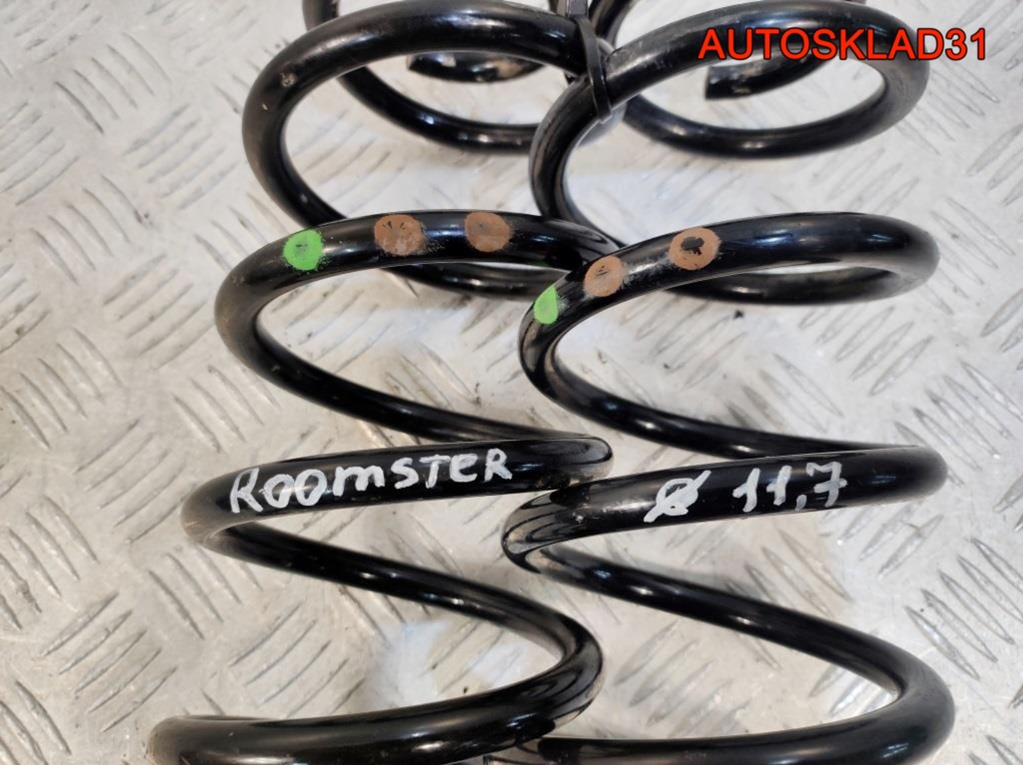 Пружина задняя комплект Skoda Roomster 1J0511115CF, 1800 рублей, Дубовое