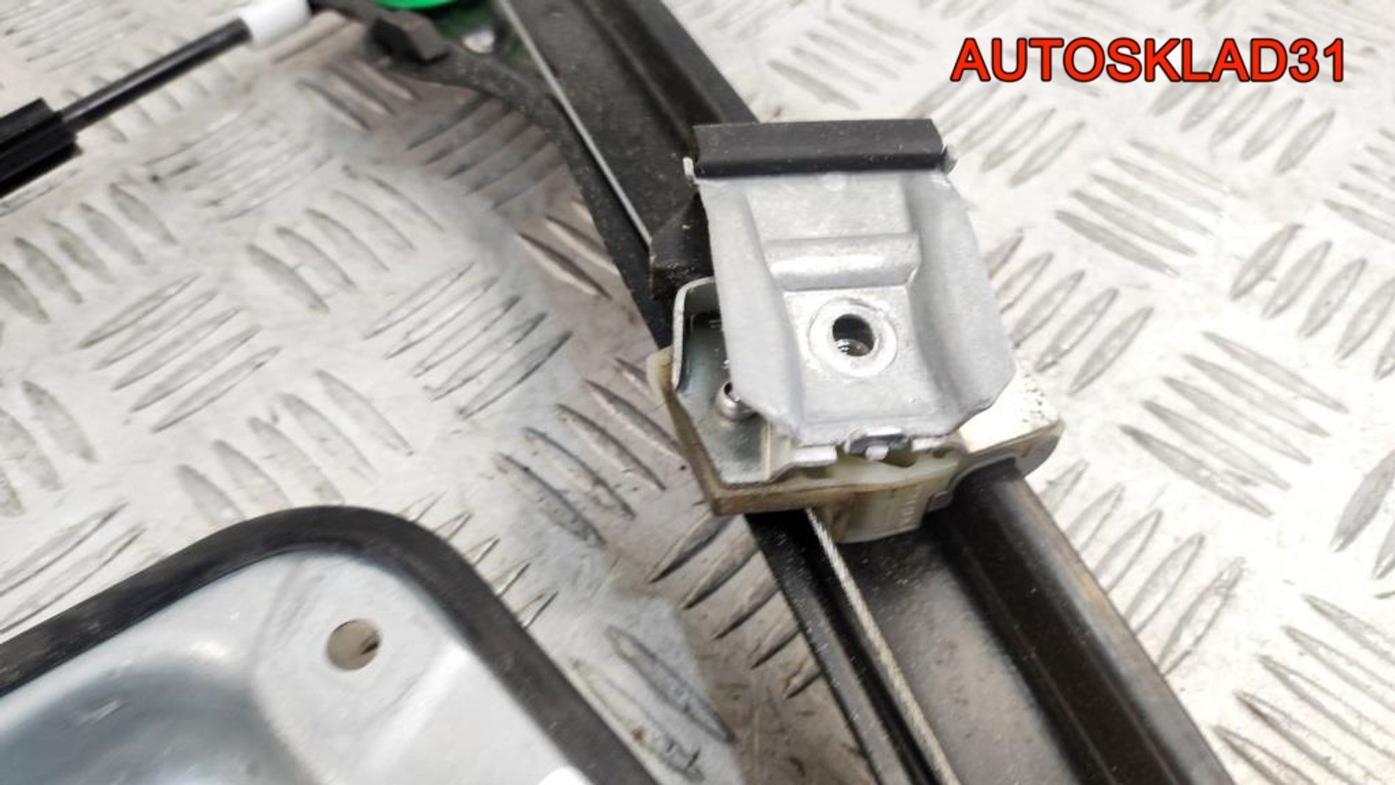 Стеклоподъемник передней правой двери VW Golf Plus 1K5837462B, 3000 рублей, Дубовое