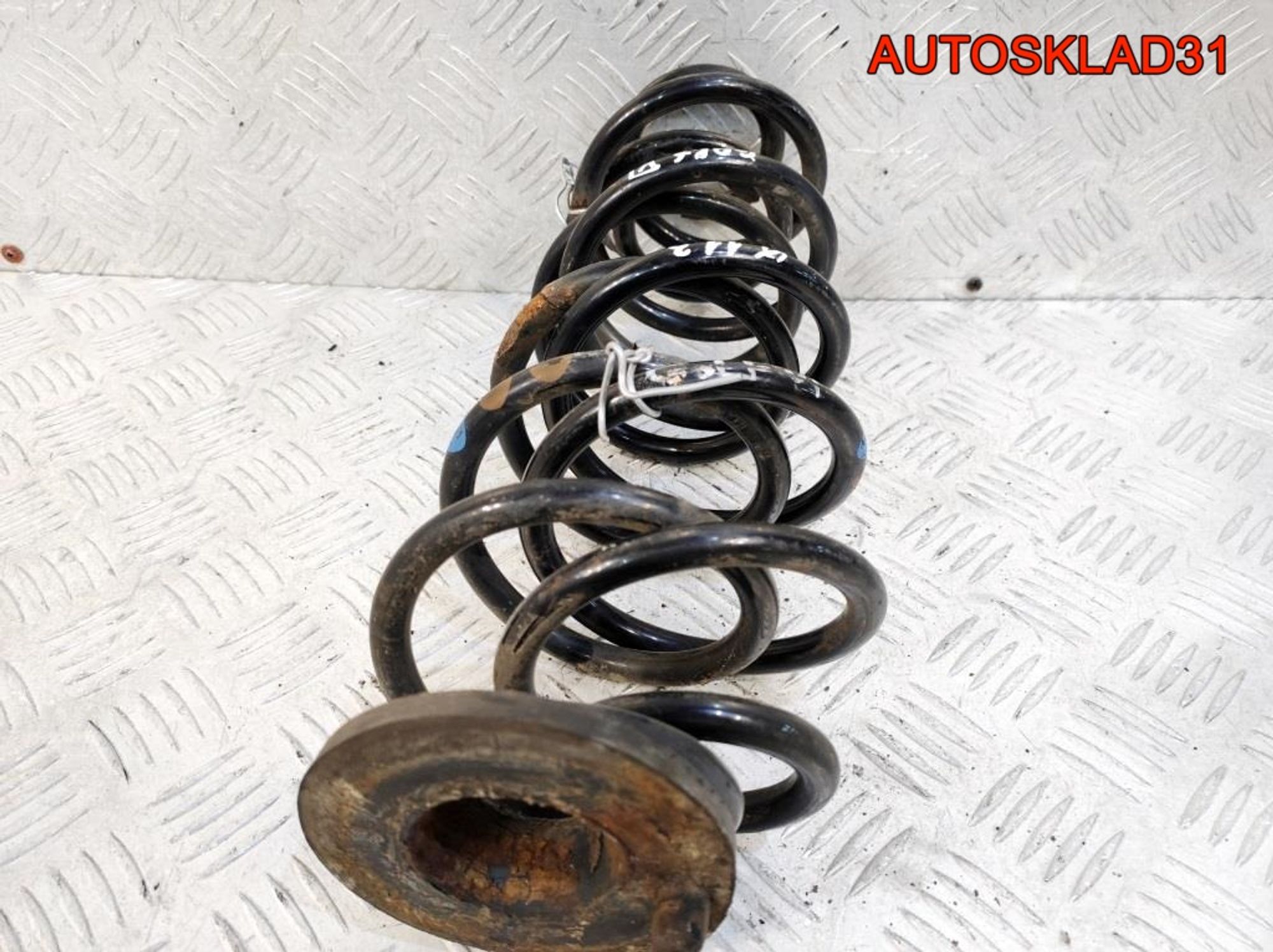 Пружина задняя комплект VW Golf 6 1K0511115GB, 2700 рублей, Дубовое