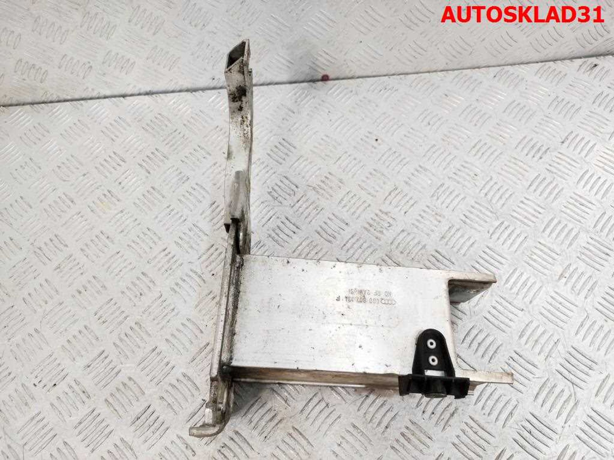 Кронштейн усилителя переднего бампера правый Audi A6 C7 4G 4G0807134F, 3000 рублей, Дубовое