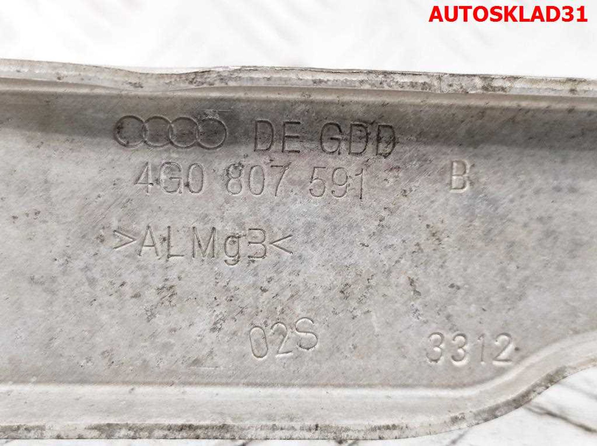 Кронштейн крепления крыла левый Audi A6 C7 4G0807591B, 500 рублей, Дубовое