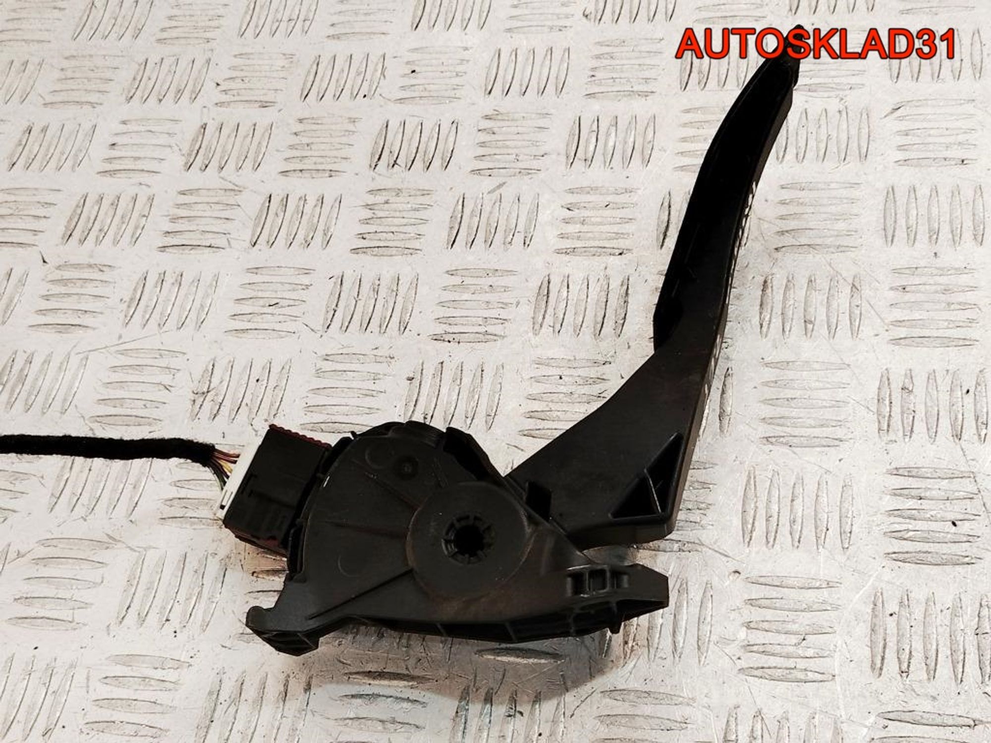 Педаль газа Opel Insignia 1 2,0 Дизель 13237352, 2000 рублей, Дубовое