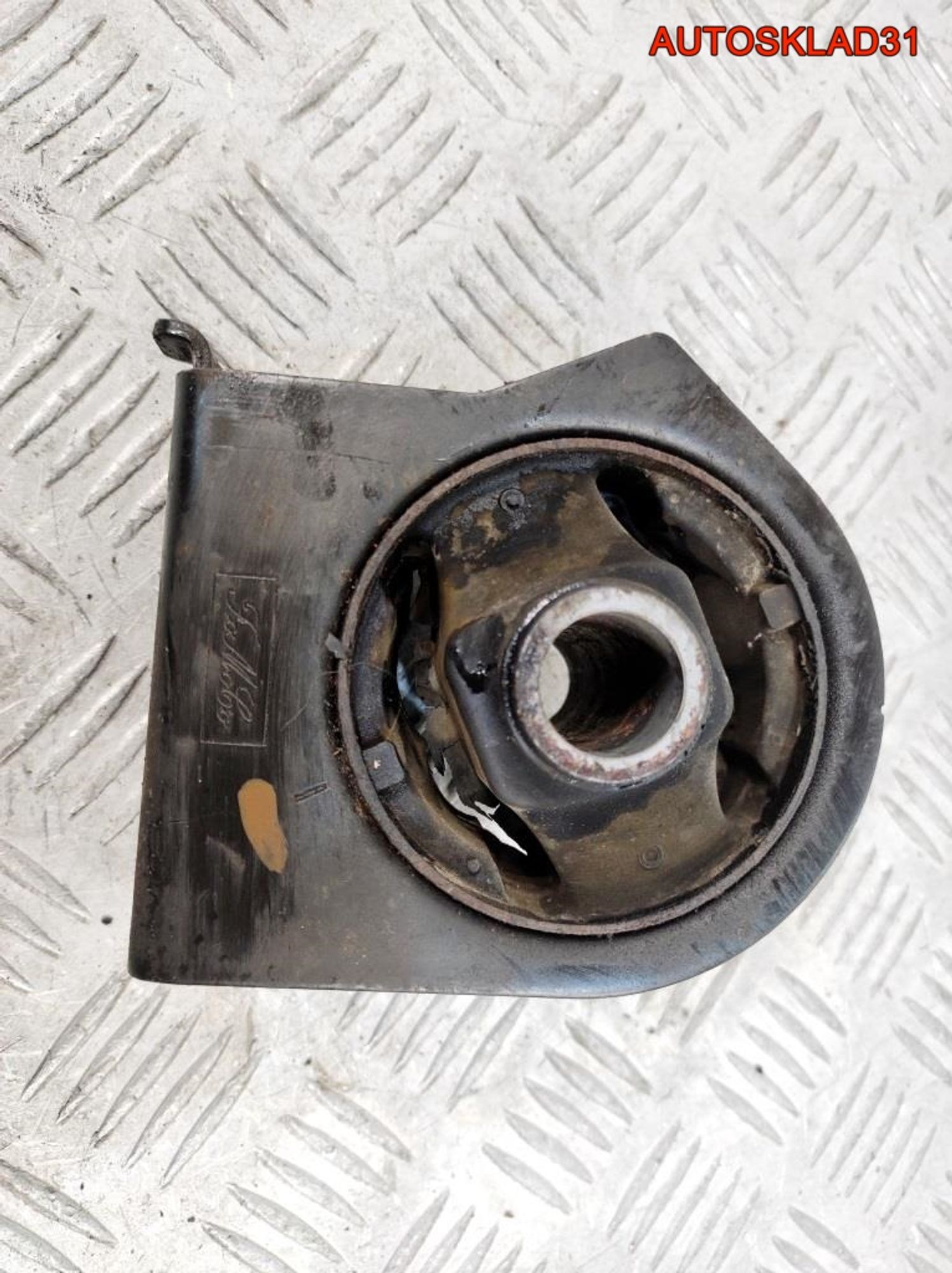 Опора двигателя передняя Ford Maverick 2 3,0 7KB4 5L8Z6Р094АА, 900 рублей, Дубовое