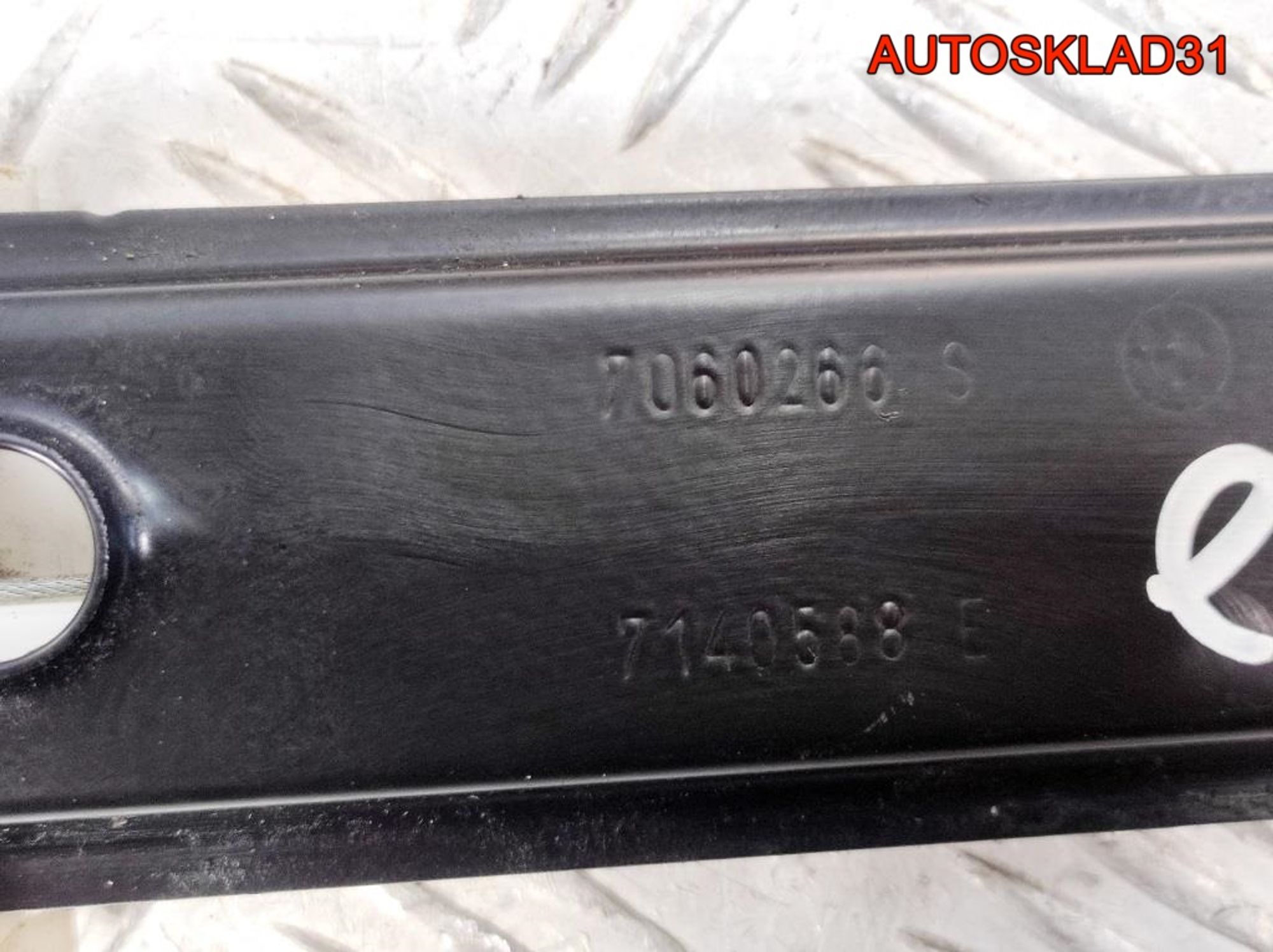 Стеклоподъемник передний правый BMW 3 серия E90 51337140588, 2100 рублей, Дубовое