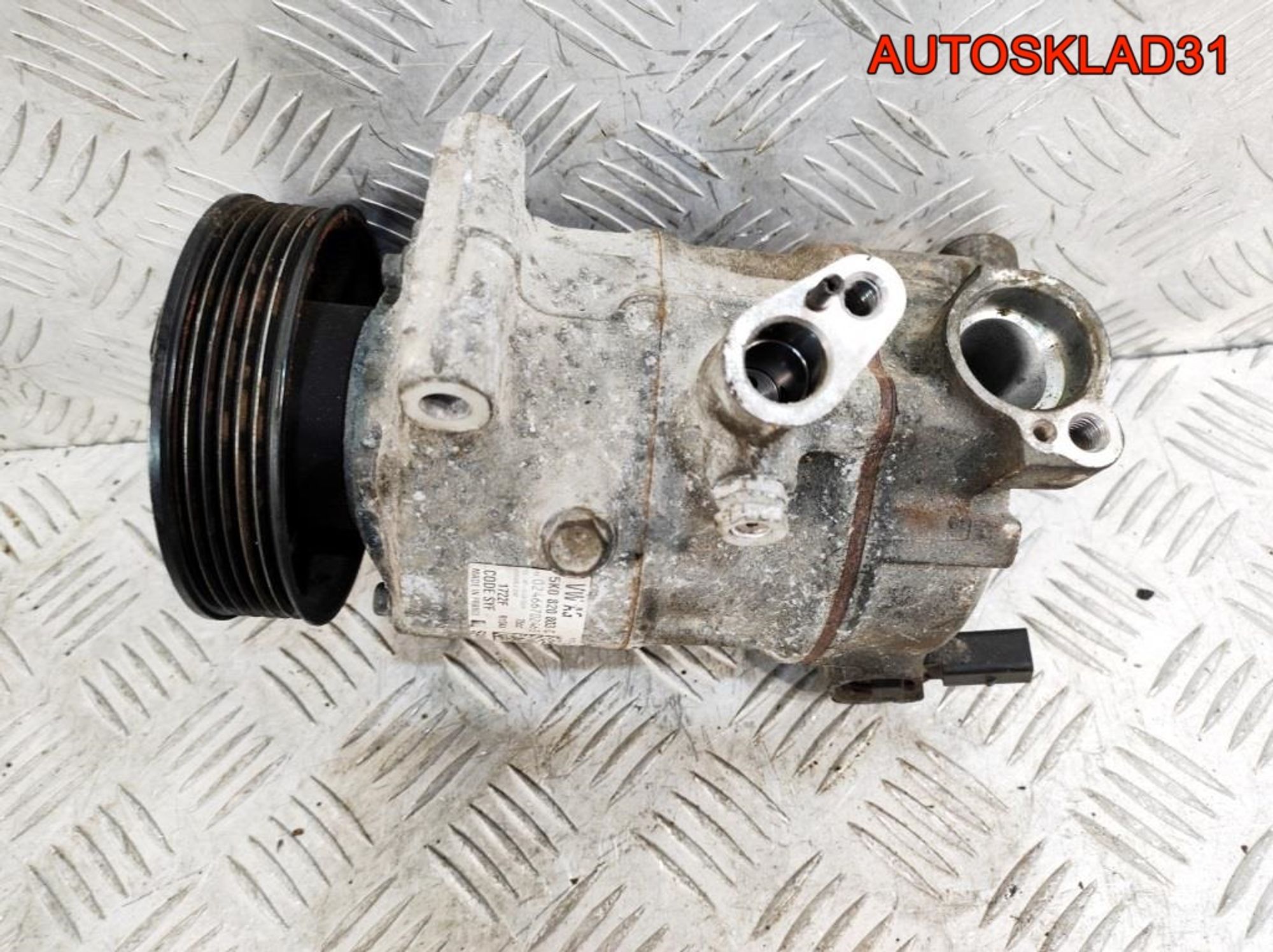 Компрессор кондиционера VW Tiguan 5K0820803C, 12600 рублей, Дубовое