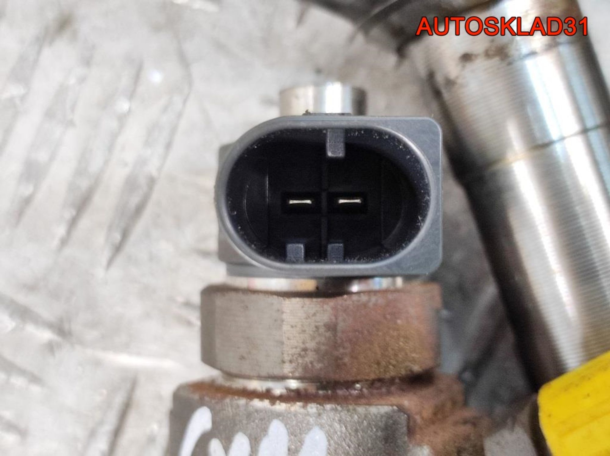 Форсунка топливная Skoda Rapid 1,6 CXM Дизель 04L130277AD, 9000 рублей, Дубовое