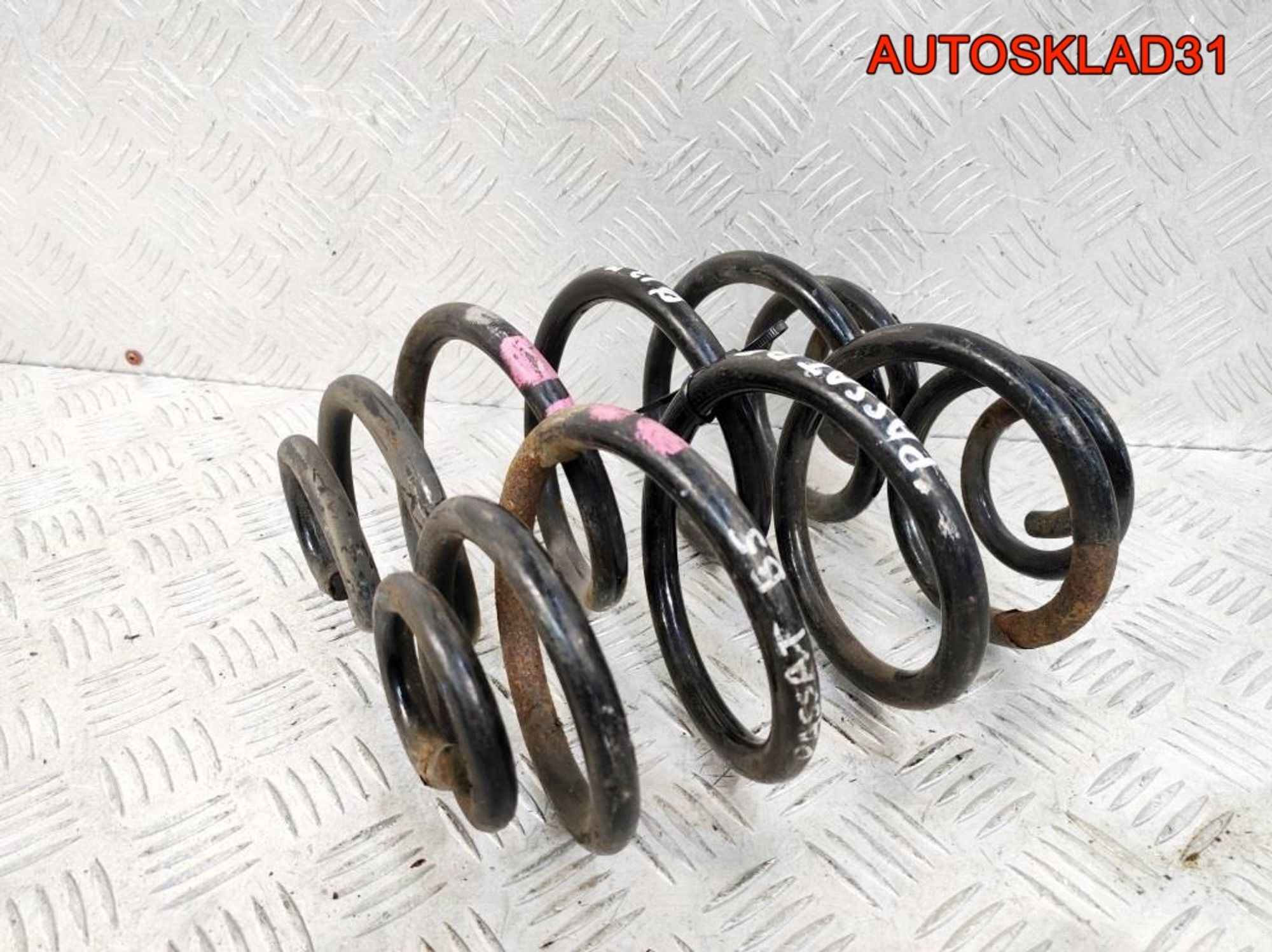 Пружина задняя Volkswagen Passat B5 Седан, 1800 рублей, Дубовое