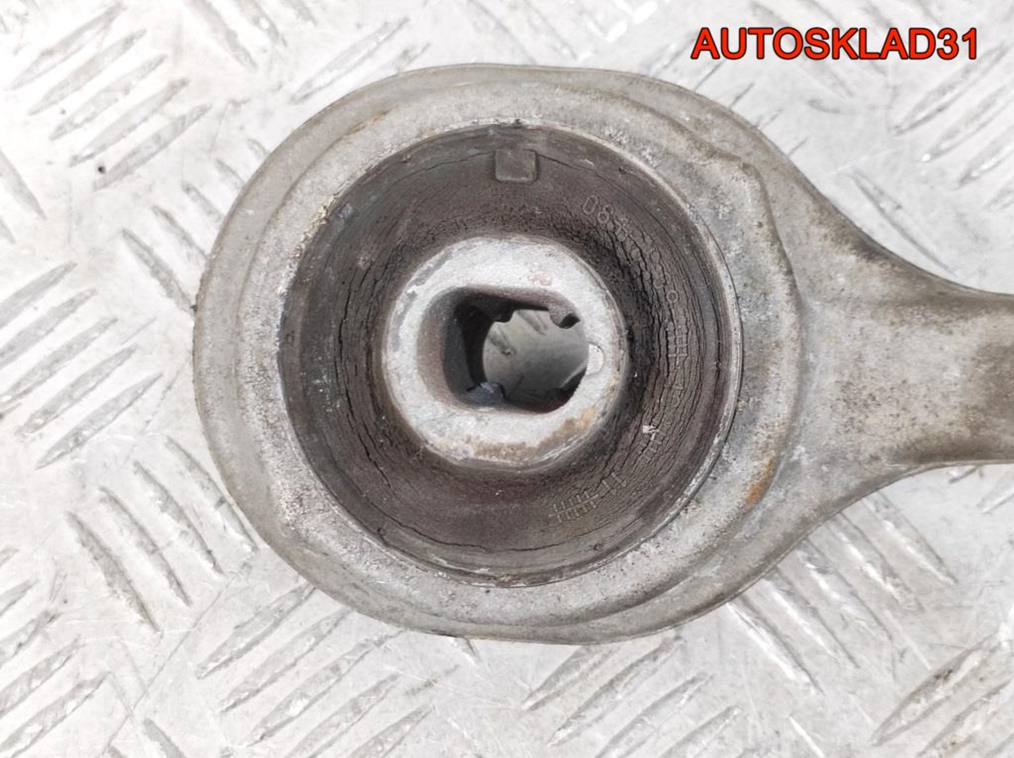 Рычаг передний верхний левый Mercedes GLK 2,2 651.912 A2043308111, 4000 рублей, Дубовое