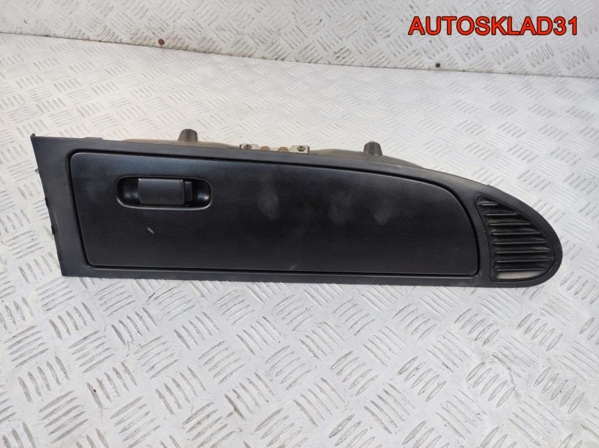 Бардачок Honda Shuttle RA, 2500 рублей, Дубовое