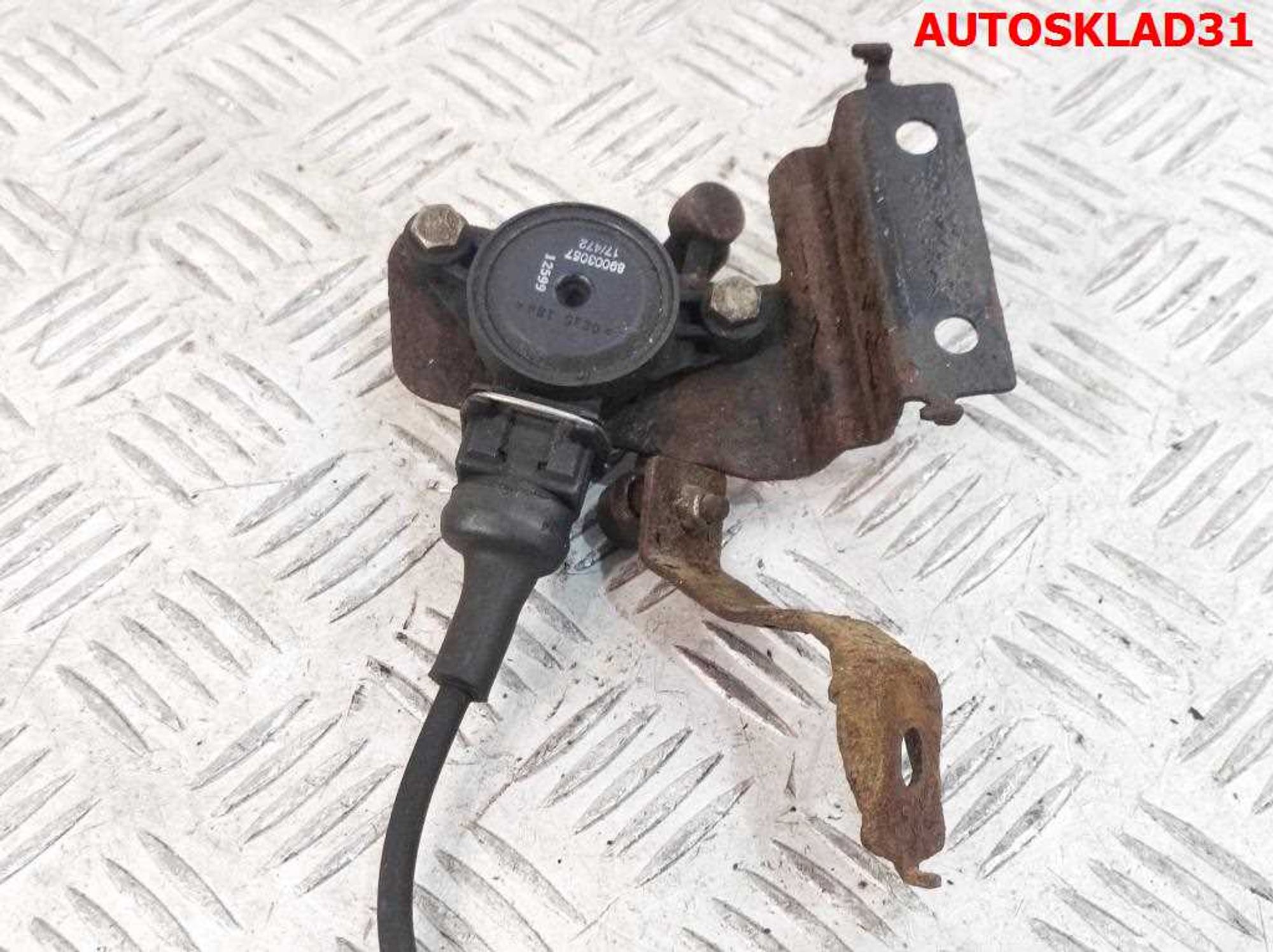 Датчик дорожного просвета Nissan Primera P11 89003057, 2000 рублей, Дубовое