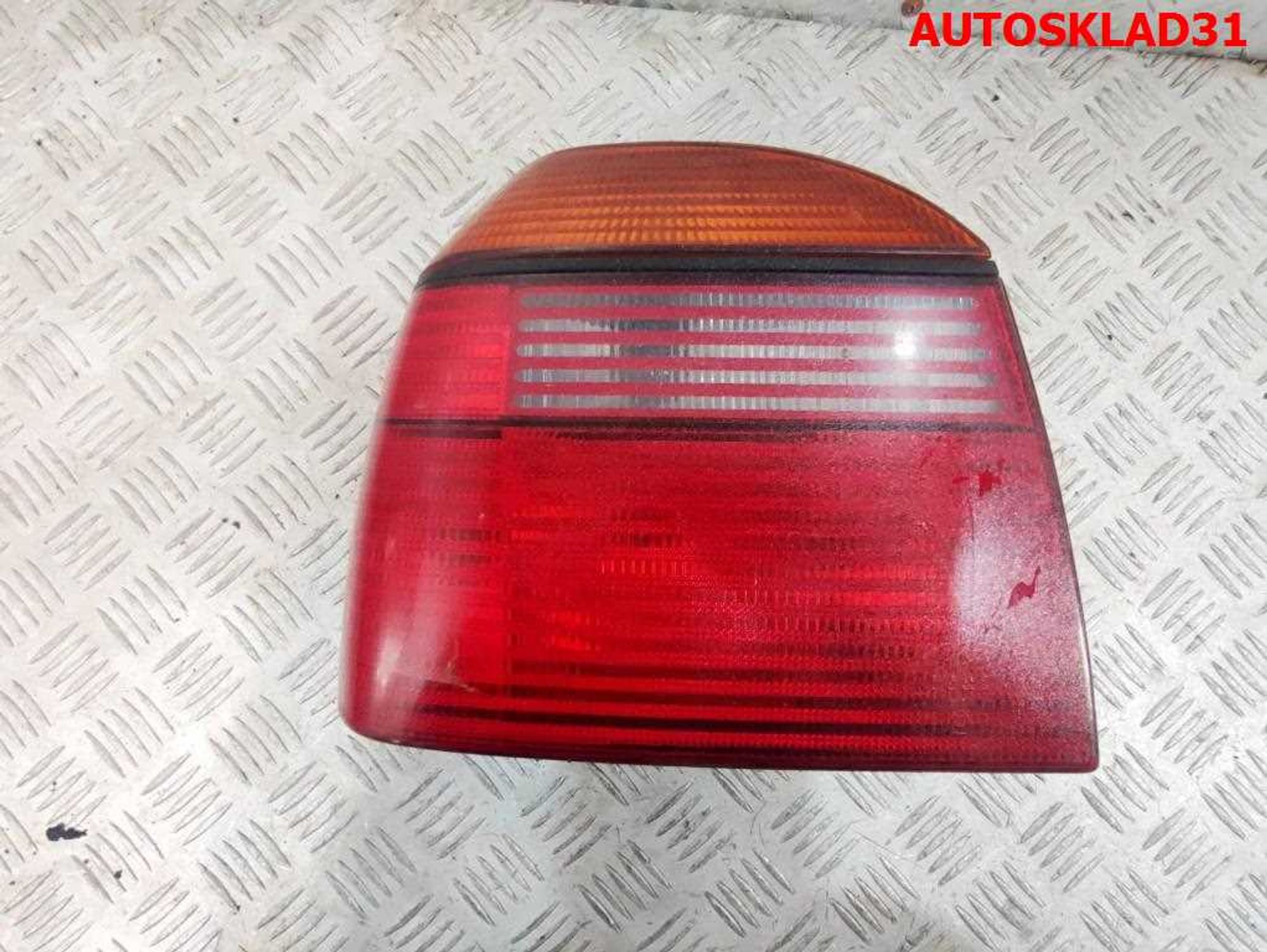 Фонарь задний левый VW Golf 3 1H6945111E, 2500 рублей, Дубовое