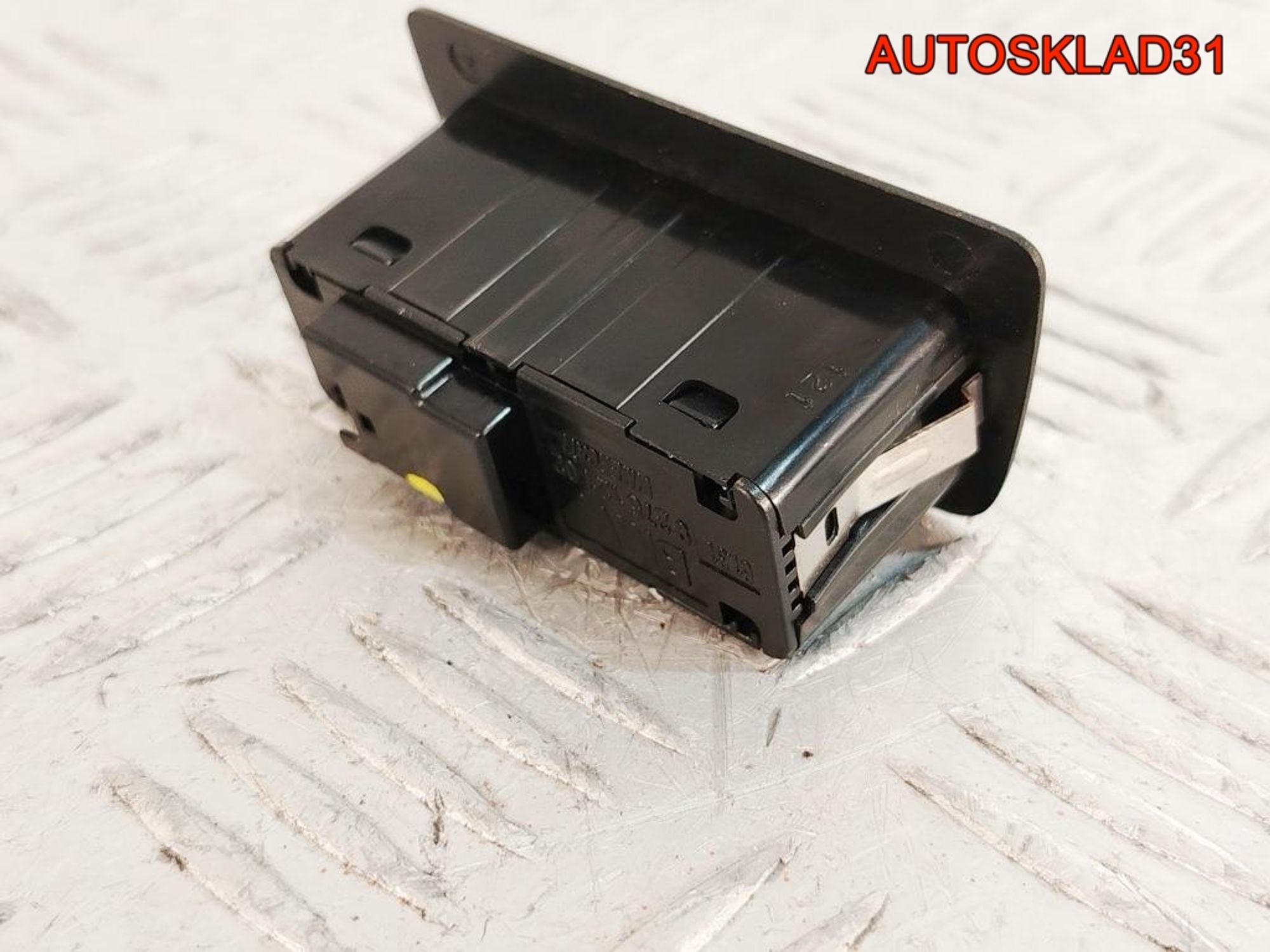 Кнопка открывания багажника BMW X3 F25 61319275121, 700 рублей, Дубовое
