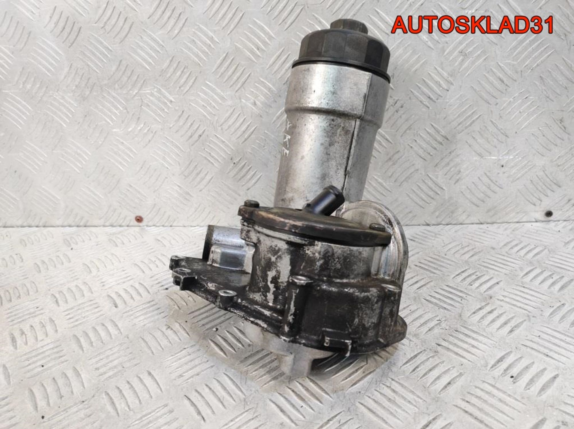 Корпус масляного фильтра Audi A6 C5 AKE 059115405G, 900 рублей, Дубовое