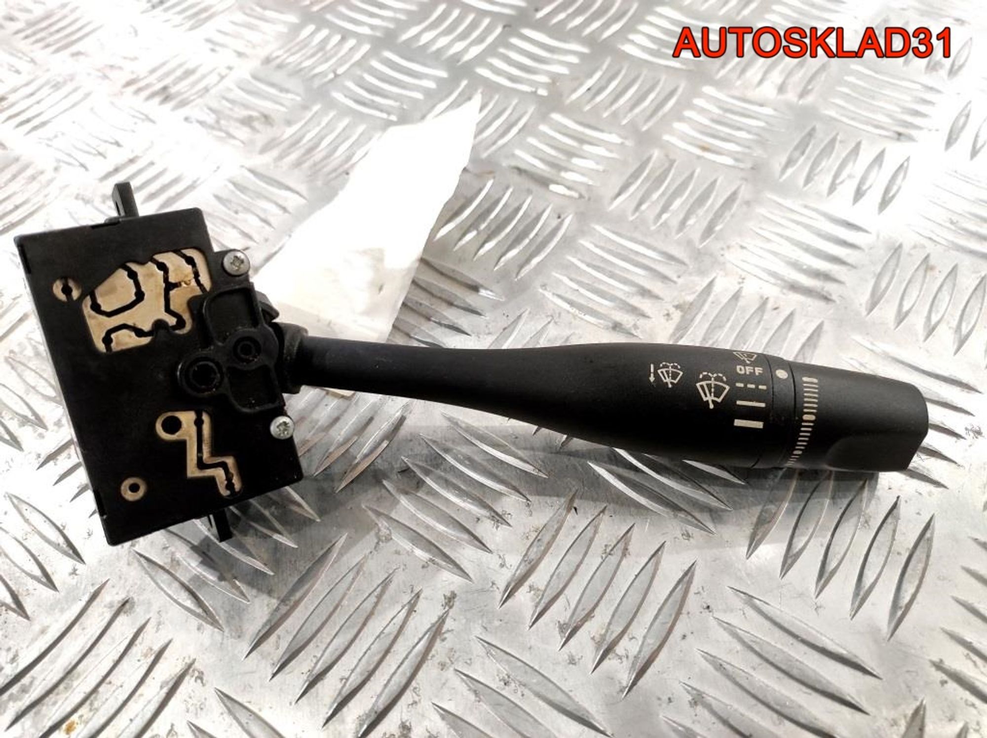 Переключатель стеклоочистителей Nissan Primera P11, 1000 рублей, Дубовое