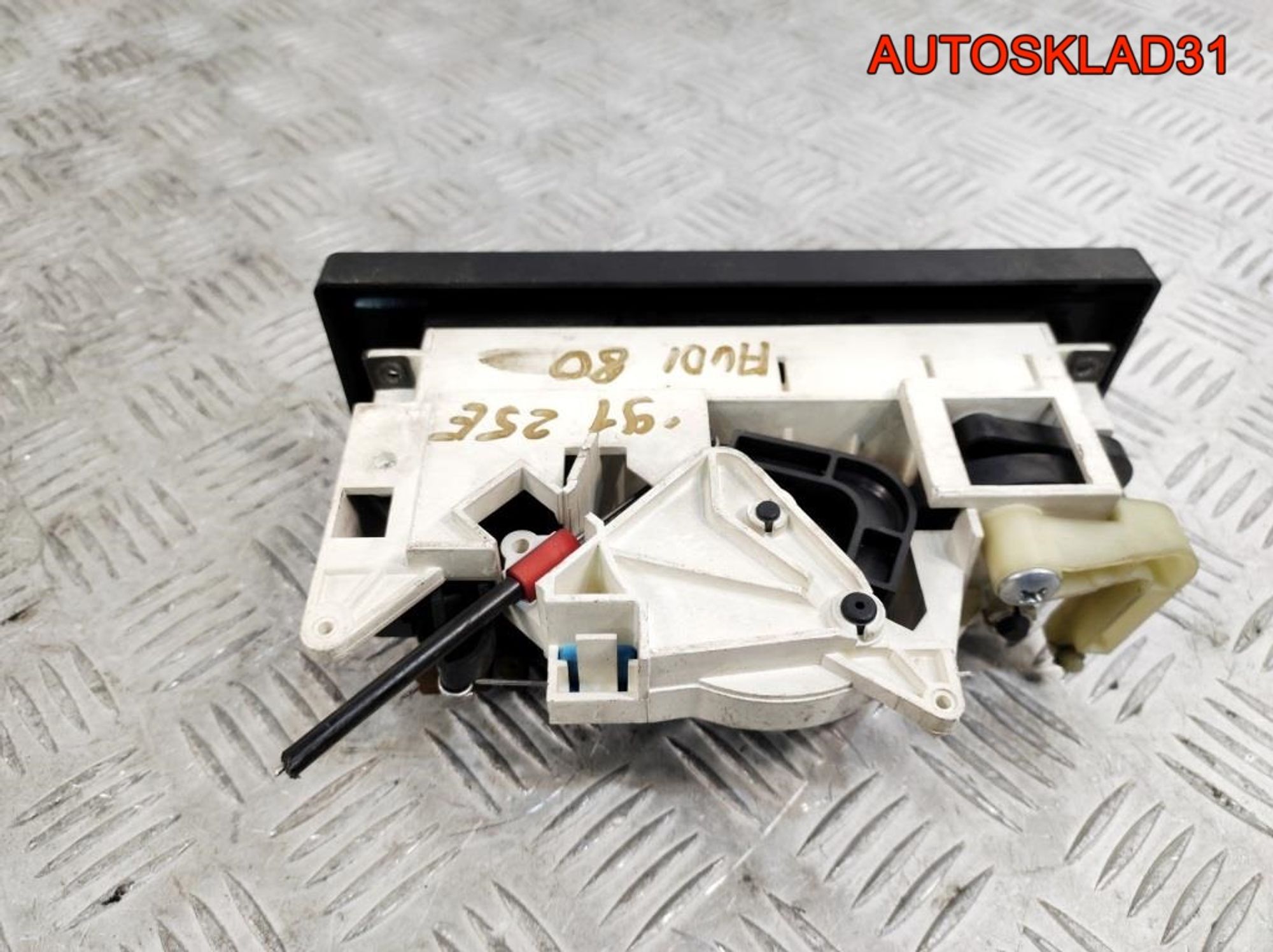 Блок управления отопителем Audi 80 B4 893819045A, 2300 рублей, Дубовое