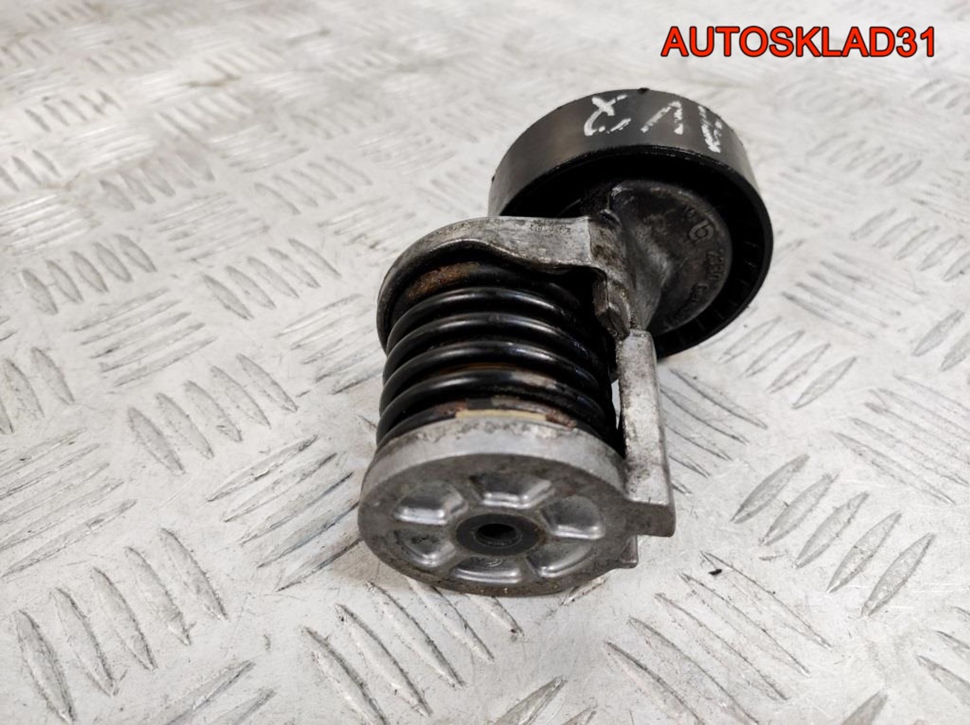 Натяжитель ремня VW Touran 1.9 AVQ Дизель 038903315AH, 500 рублей, Дубовое