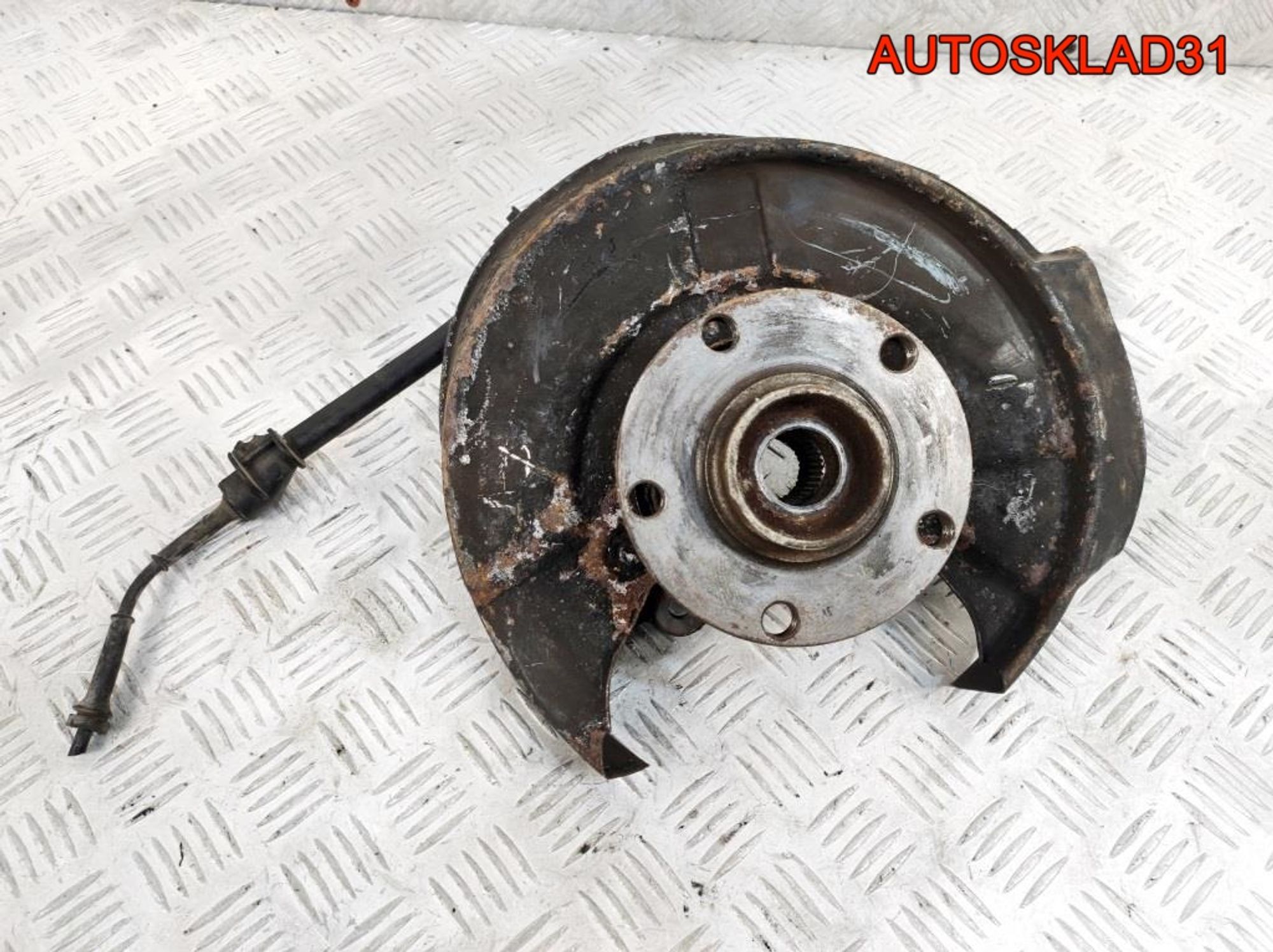 Кулак поворотный задний левый 4WD Audi A4 B6 8E0505435, 1200 рублей, Дубовое