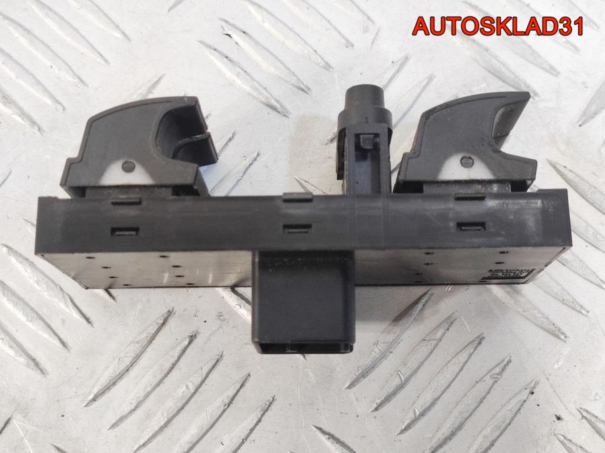 Блок управления стеклоподъемниками VW Tiguan, 1700 рублей, Дубовое