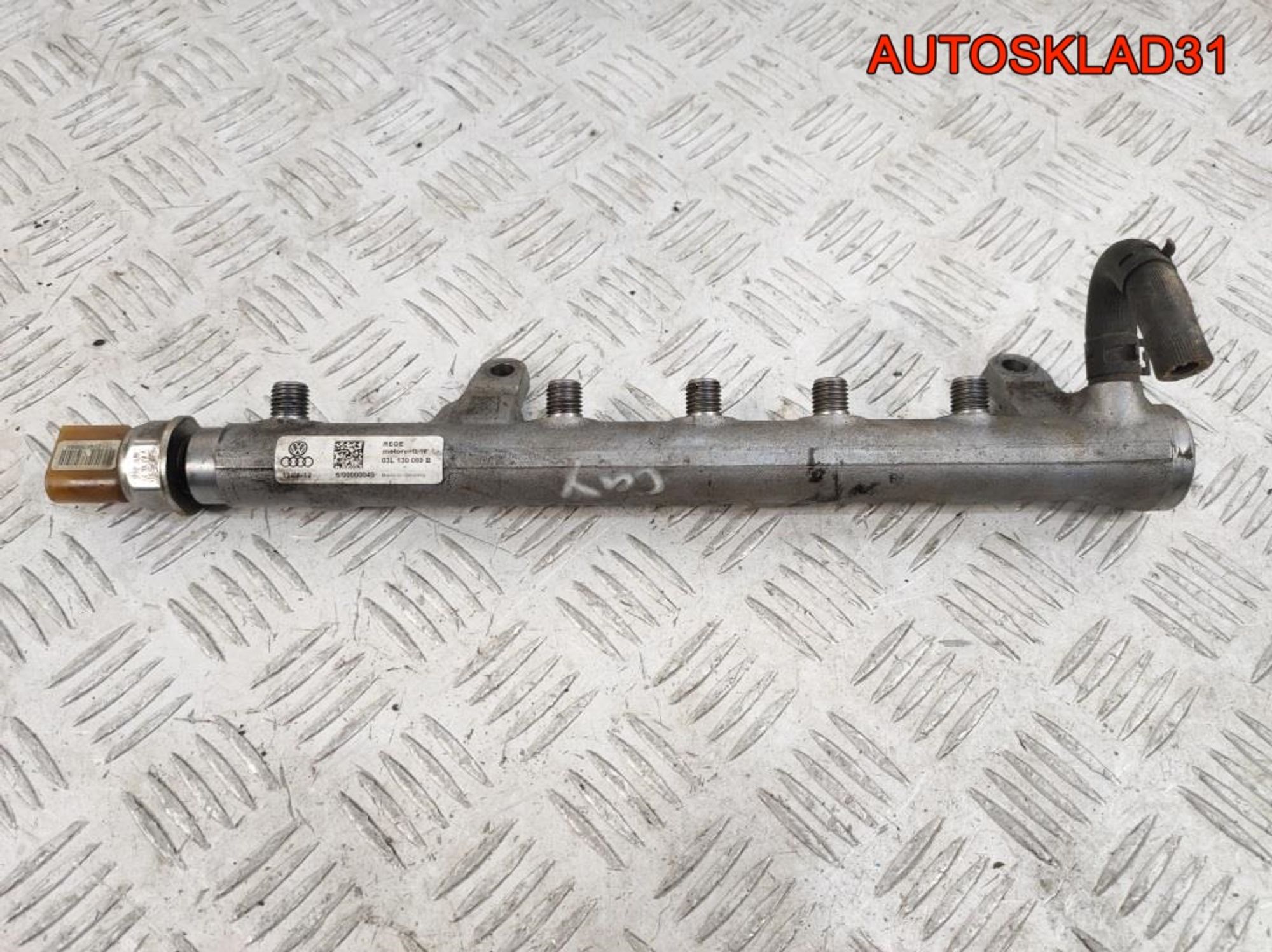 Рейка топливная Audi A3 8P 1,6 CAYC 03L130089B, 2000 рублей, Дубовое