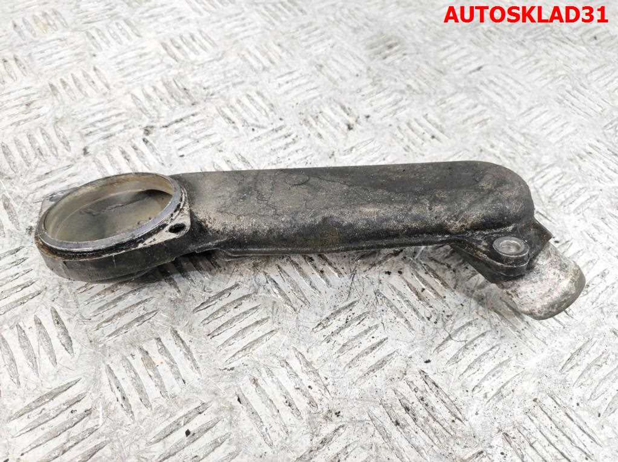 Корпус термостата Audi A6 C5 2,5 AKN 059121121D, 1000 рублей, Дубовое