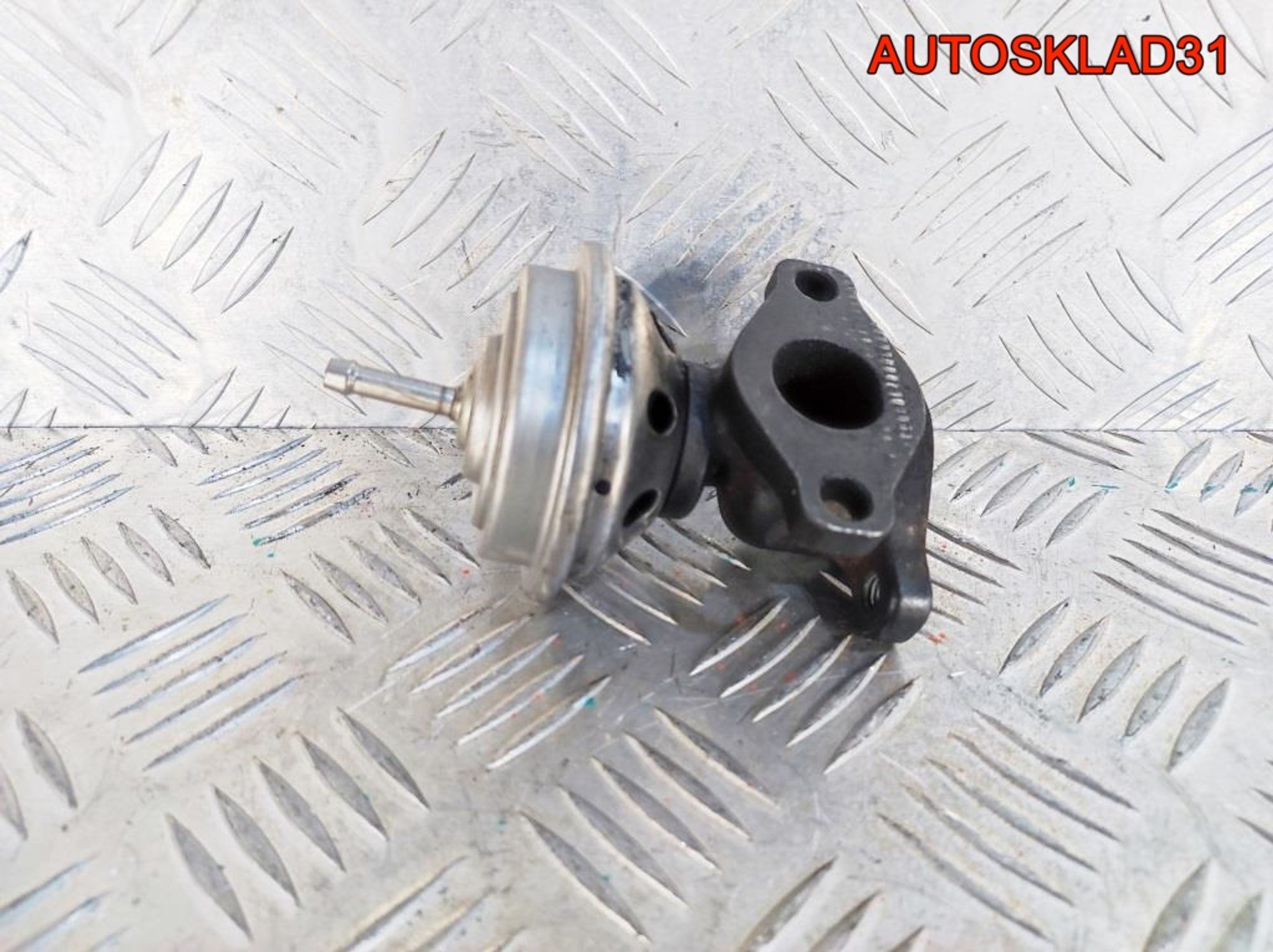 Клапан EGR VW Passat B5 028131501E 1.9 AFN Дизель, 900 рублей, Дубовое