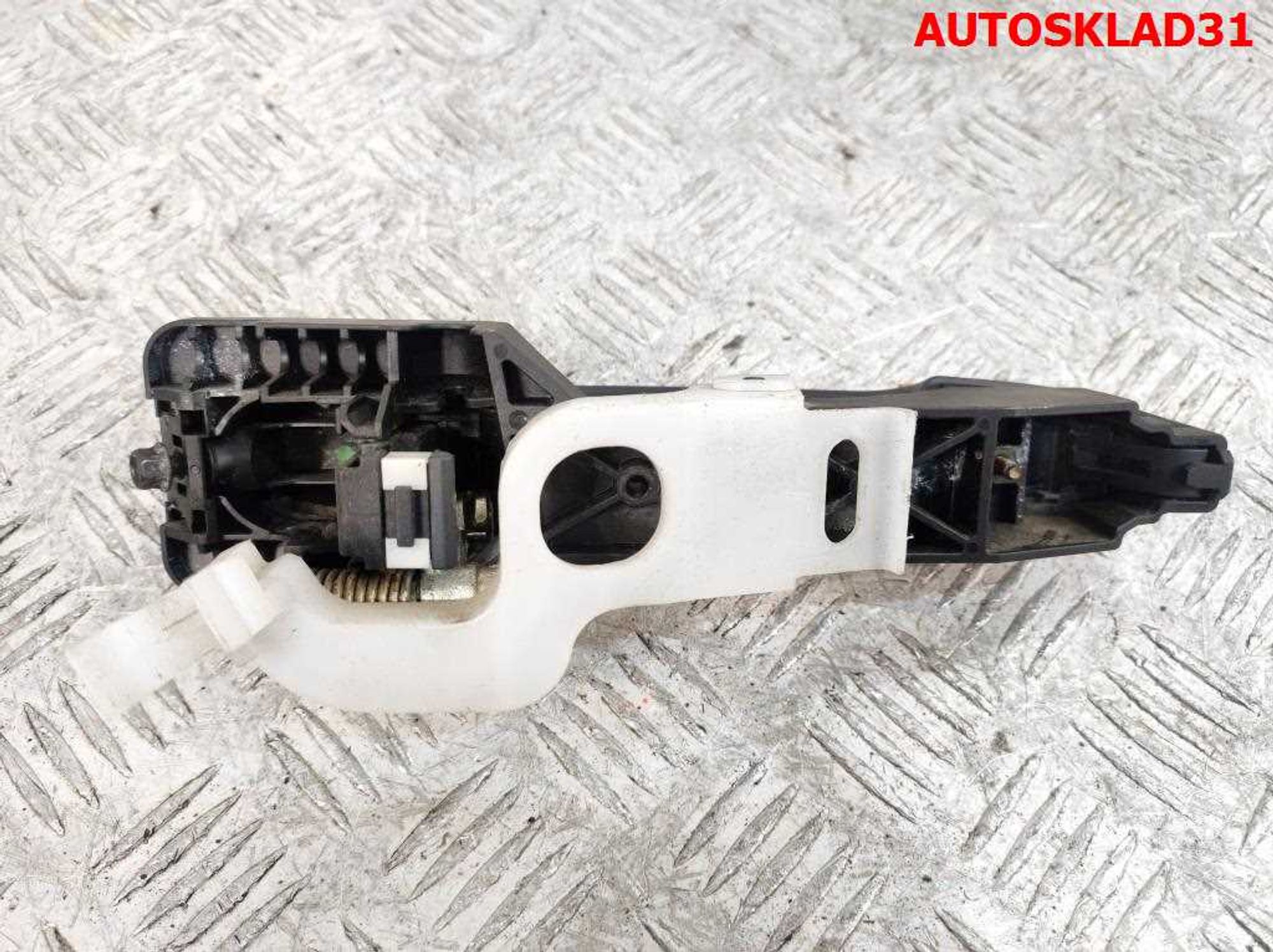 Ручка двери внешняя задняя левая Hyundai i30 826651H000, 2000 рублей, Дубовое