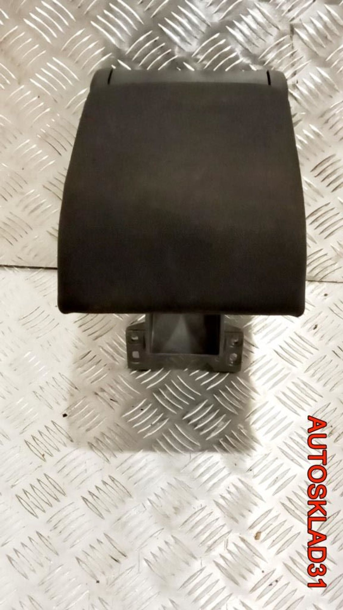 Подлокотник Opel Vectra C 13173082, 10000 рублей, Дубовое