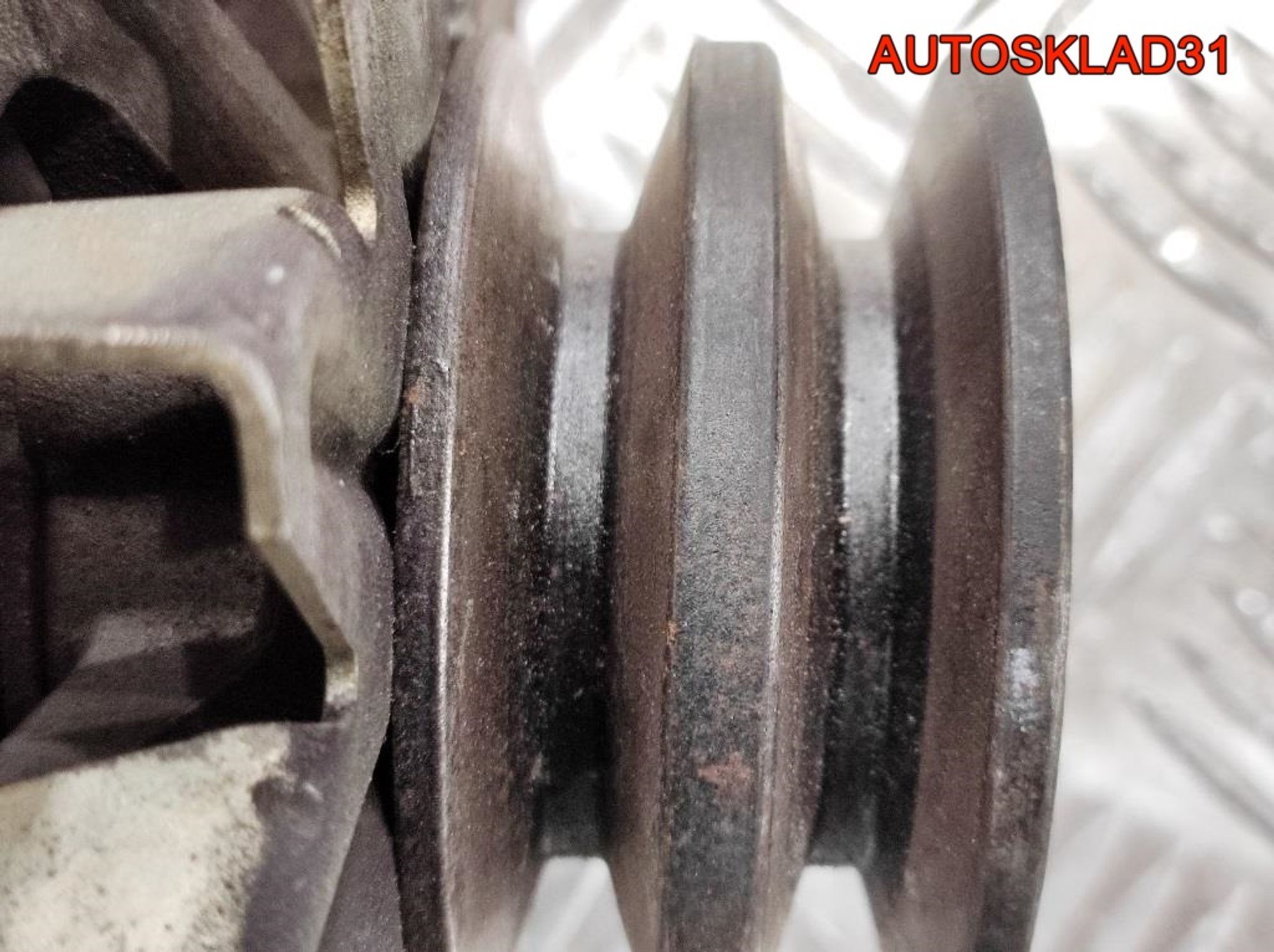 Генератор 45A Subaru Justy 1 1,2 Бензин (Р), 10000 рублей, Дубовое