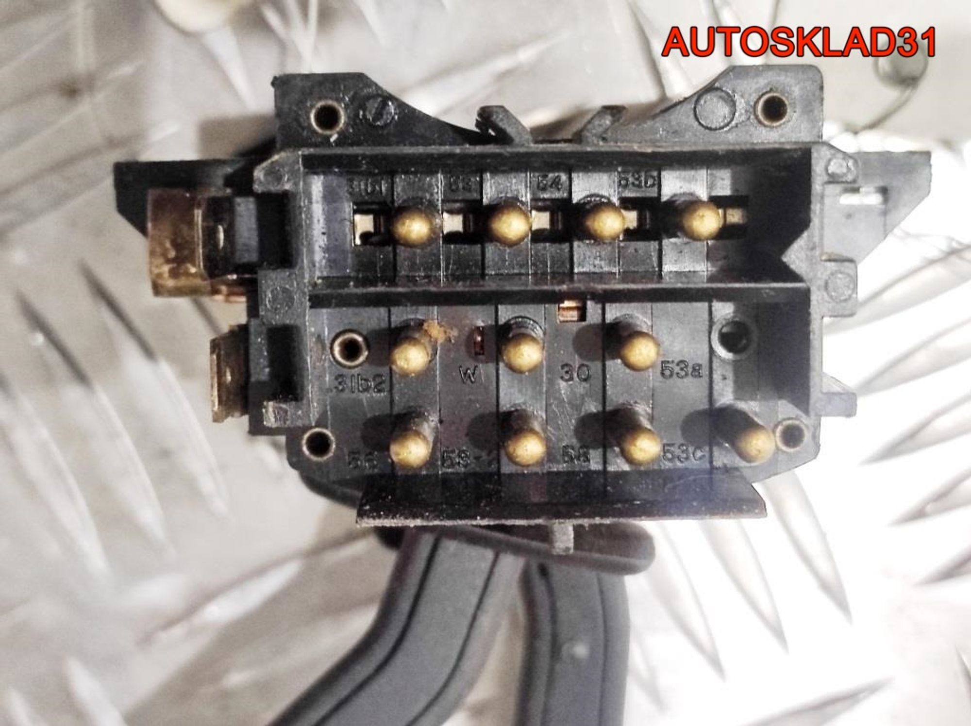 Переключатель стеклоочистителя Ford Sierra 90BG11K665CC, 1000 рублей, Дубовое