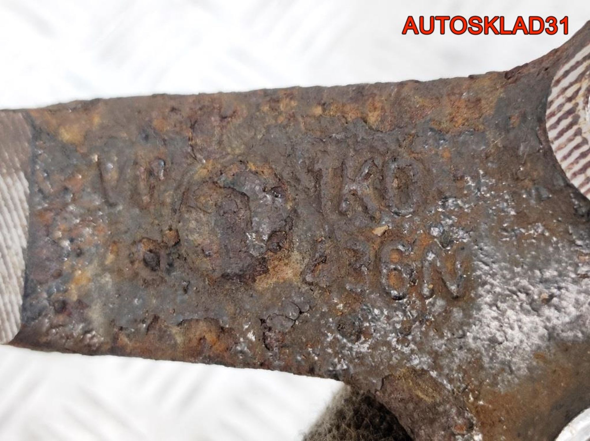 Кулак поворотный задний правый VW Golf 5 1K0505436N, 1400 рублей, Дубовое