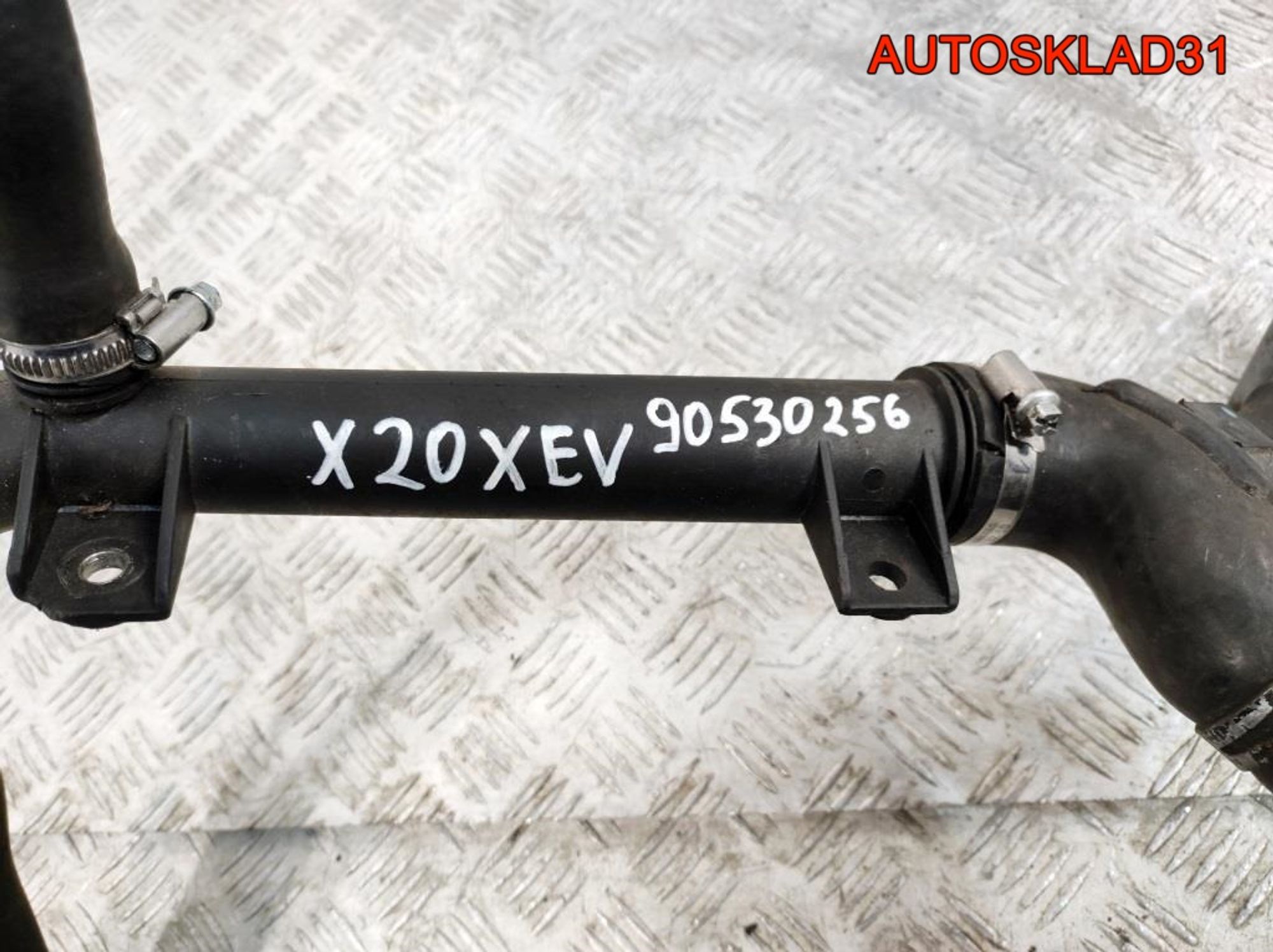 Патрубок радиатора Комплект Opel Vectra B 2,0 X20XEV 90530256, 5000 рублей, Дубовое