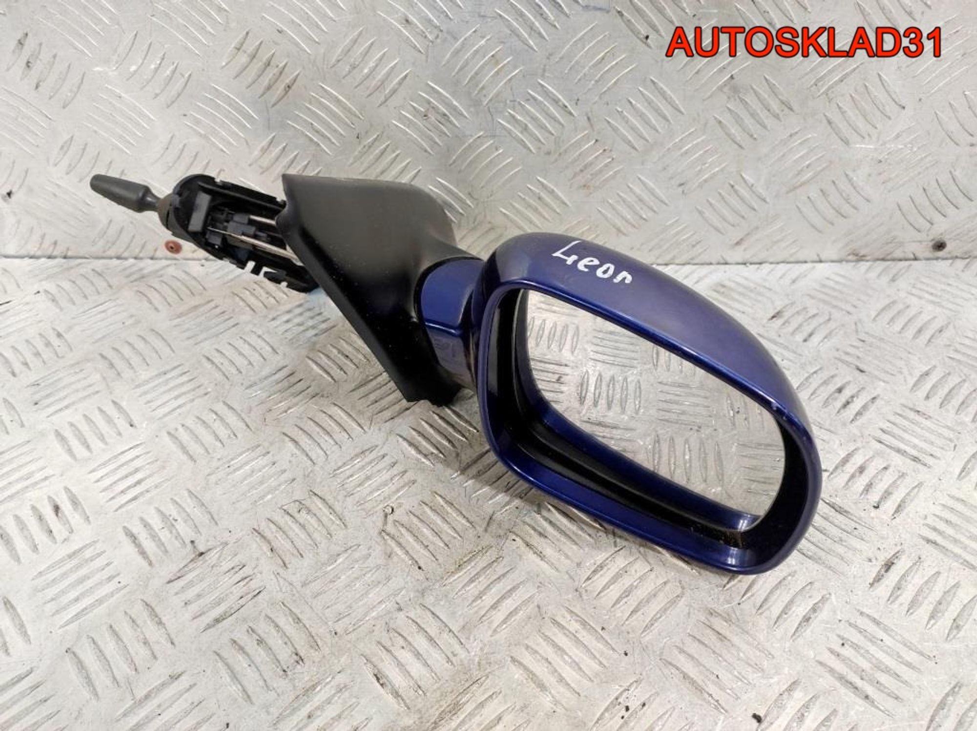 Зеркало правое механическое Seat Leon 1M1 1M185750801C, 2300 рублей, Дубовое