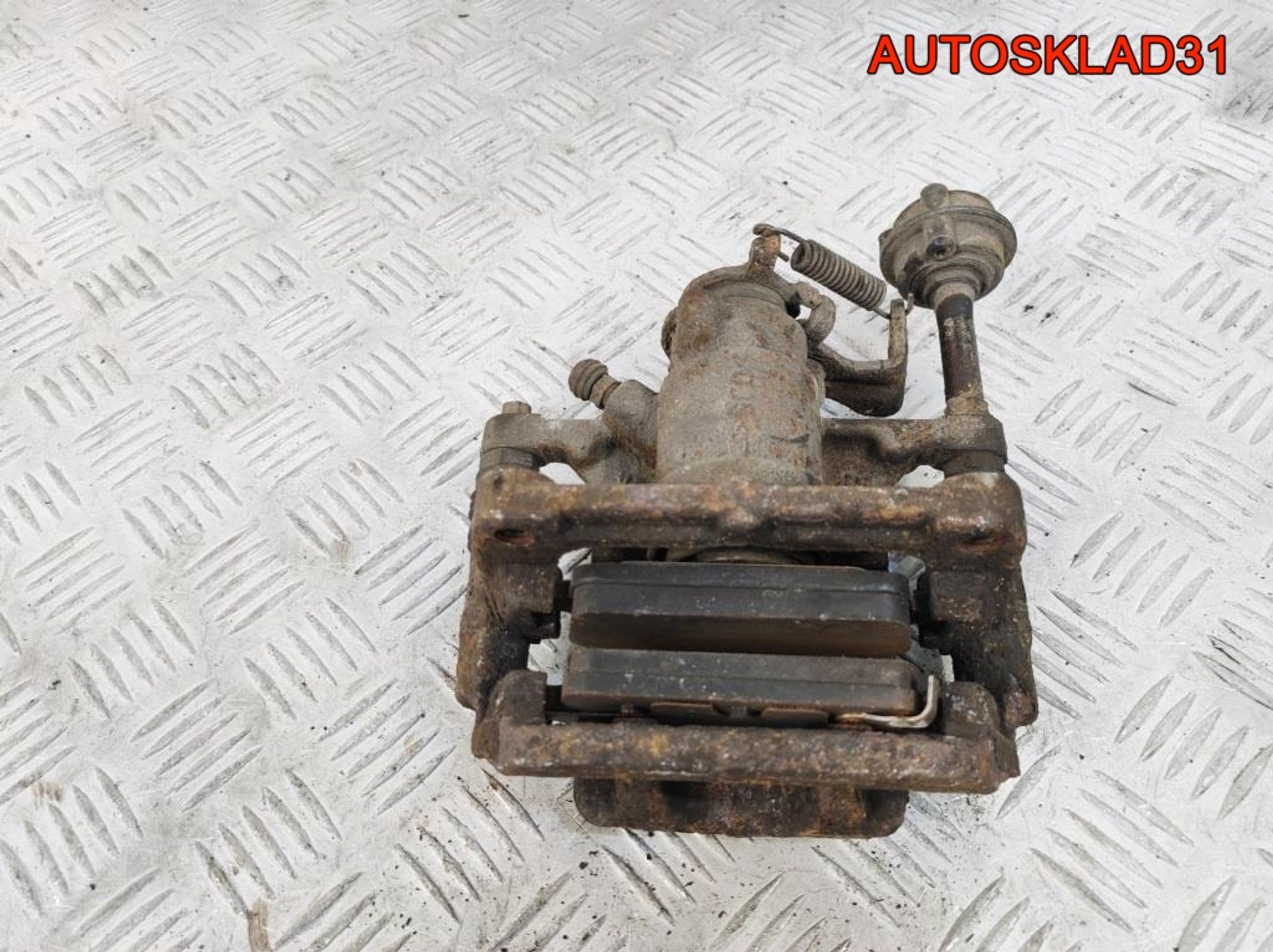 Суппорт тормозной задний правый Chevrolet Cruze, 4500 рублей, Дубовое