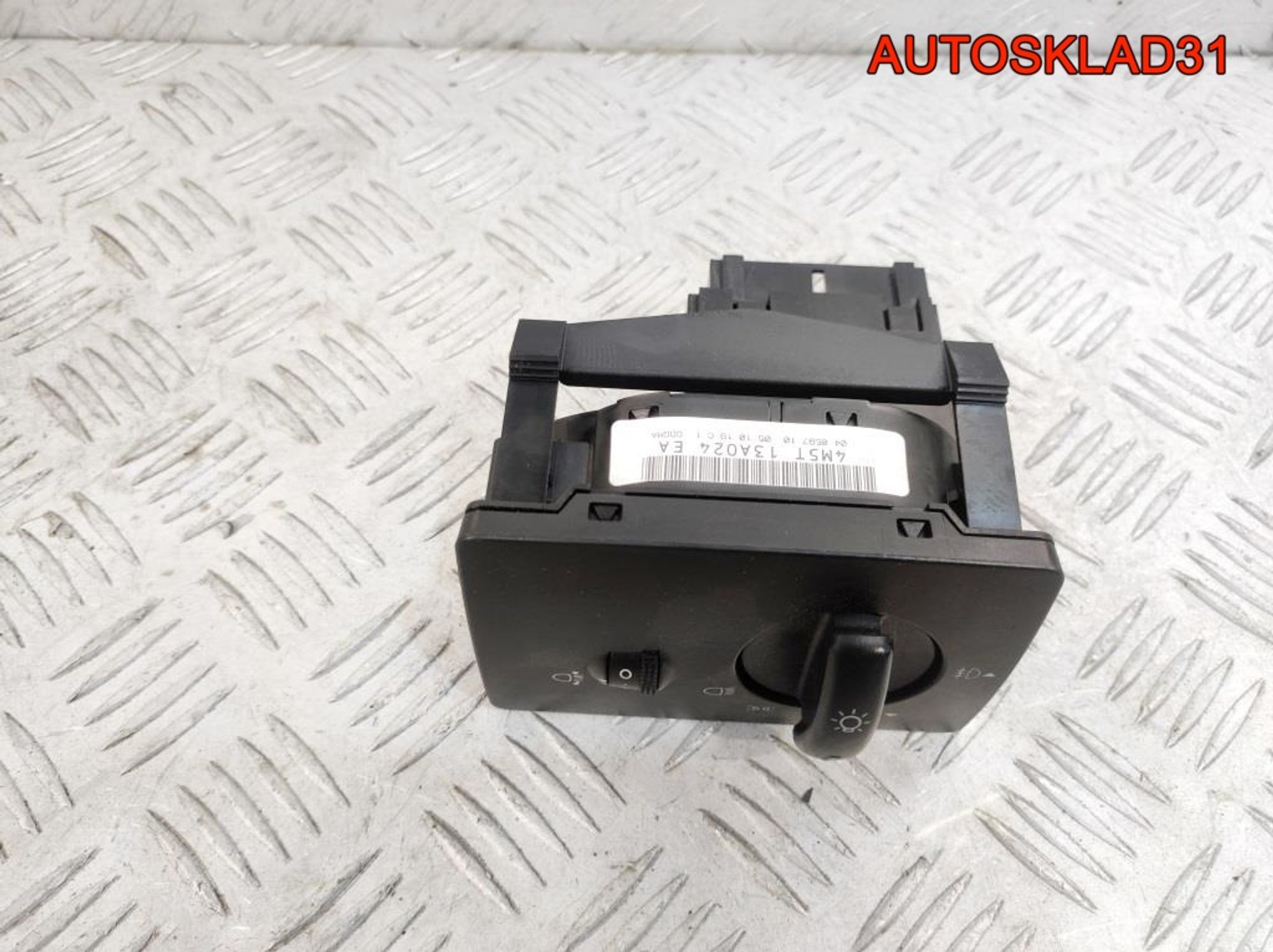 Переключатель света Ford Focus 2 4M5T13A024EA, 2500 рублей, Дубовое