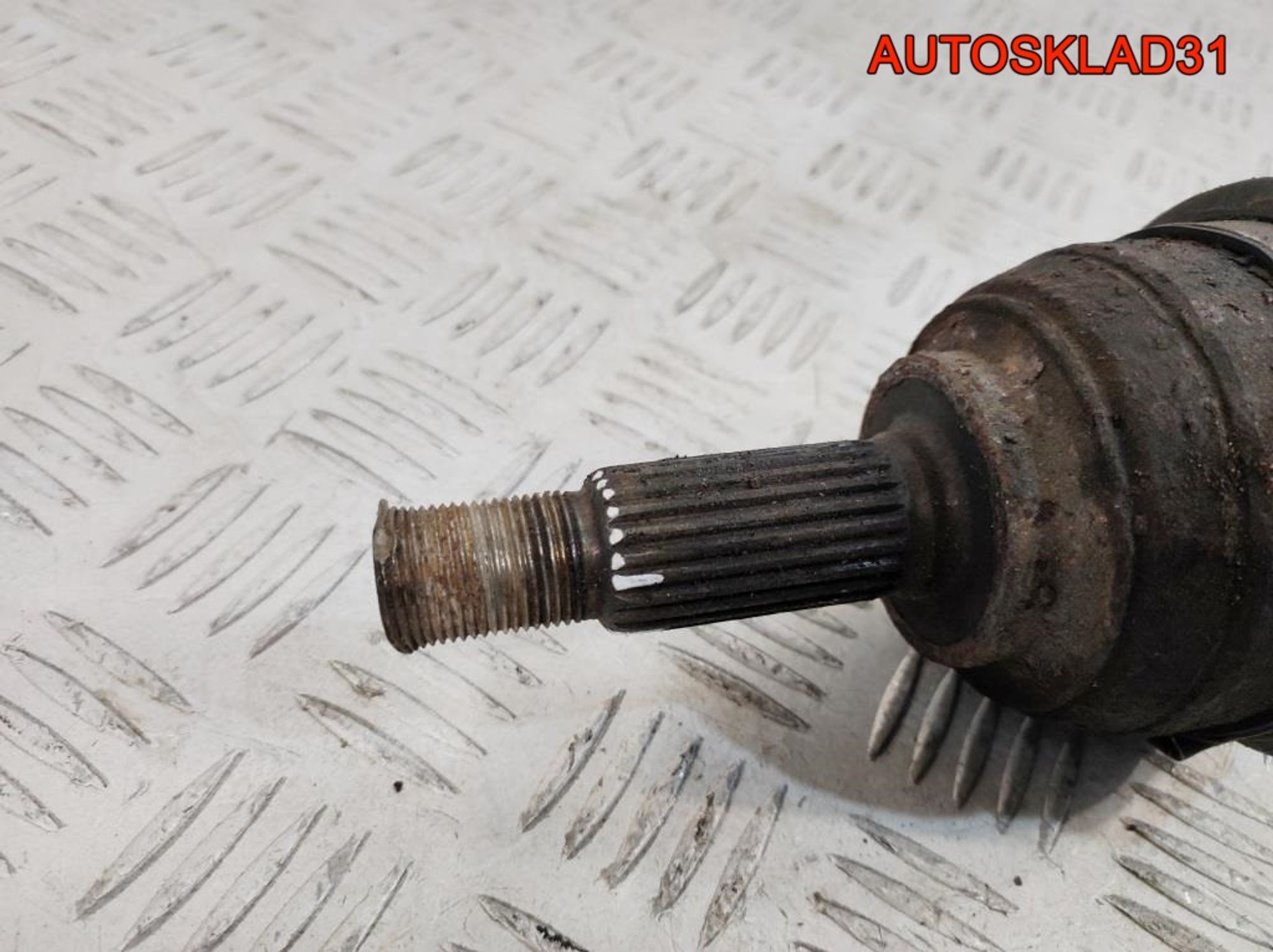 Полуось передняя левая Nissan Note E11 1,5 K9K Дизель, 5000 рублей, Дубовое