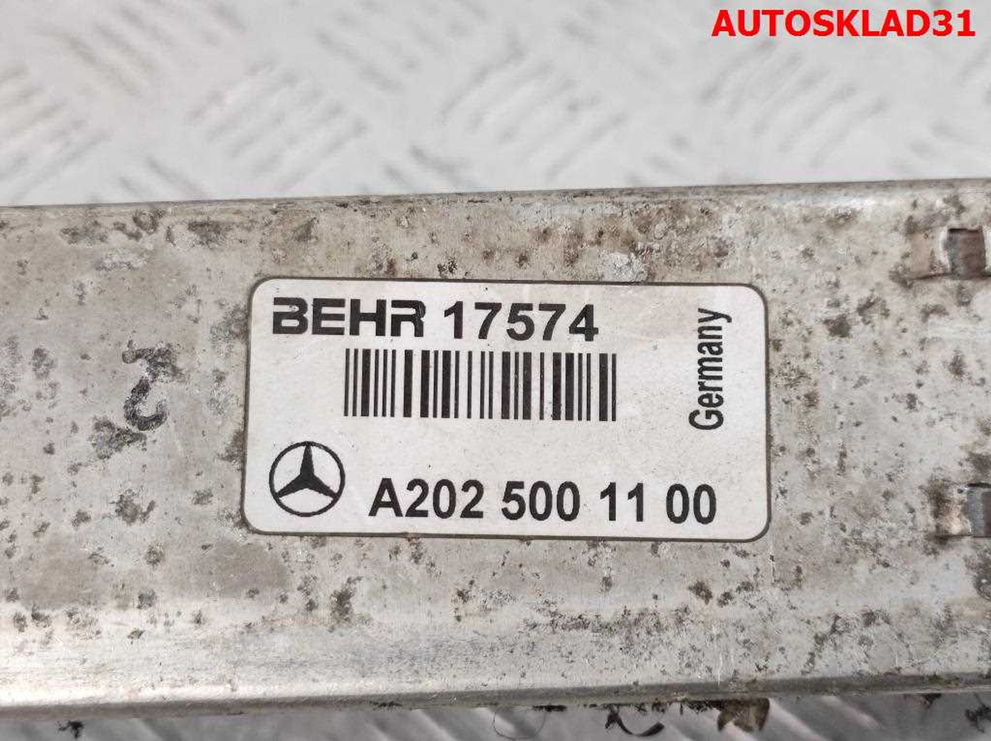 Интеркулер Mercedes W202 A2025001100 2.0 Бензин, 3000 рублей, Дубовое