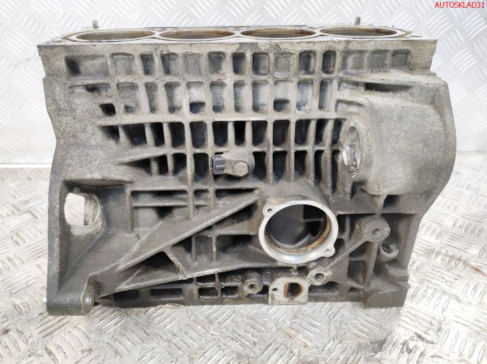 Блок цилиндров VW Golf 4 1.4 AKQ Бензин 030103019B, 5000 рублей, Дубовое