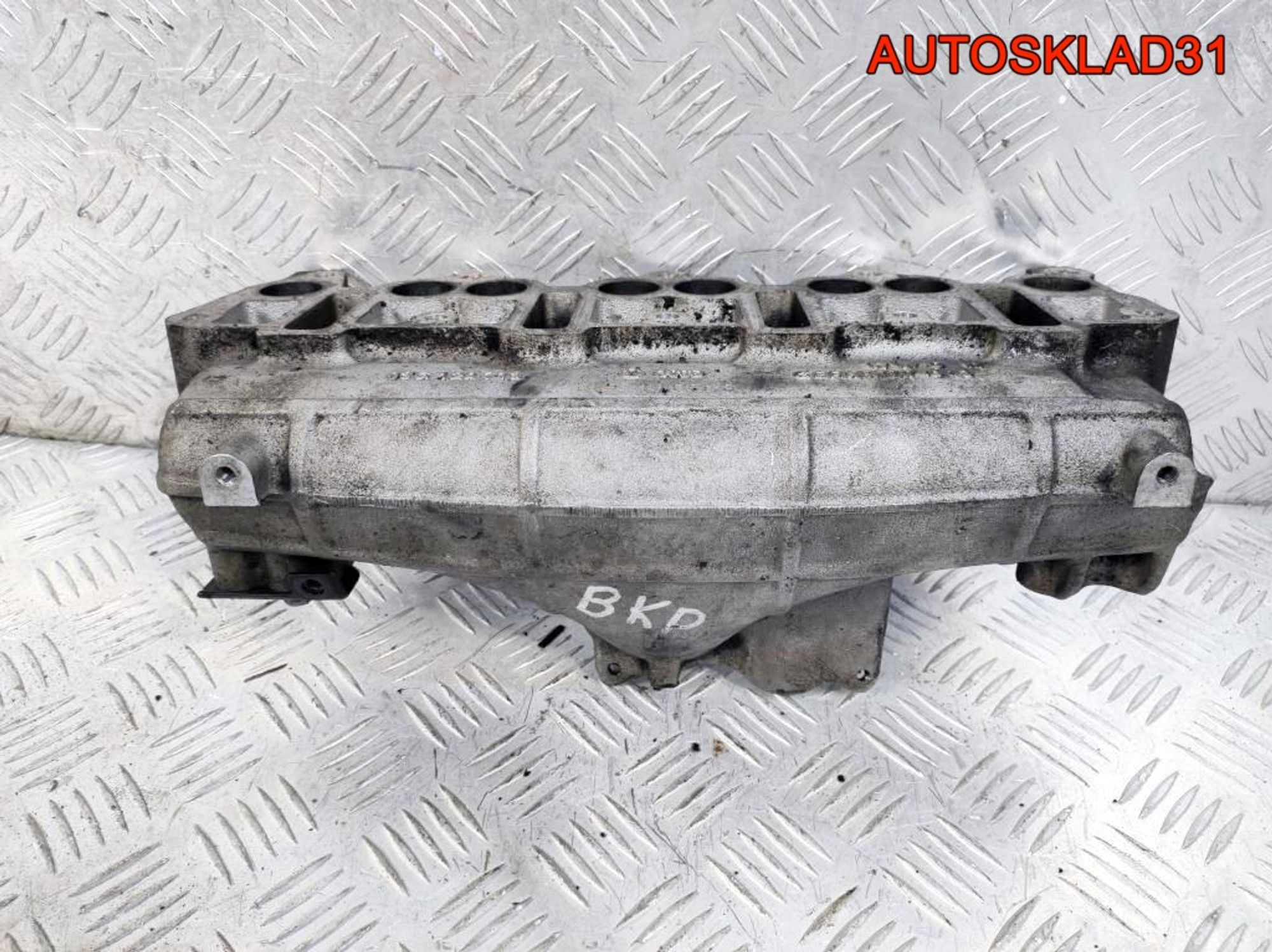 Коллектор впускной VW Passat B6 2,0 BKP 03G129713, 2100 рублей, Дубовое