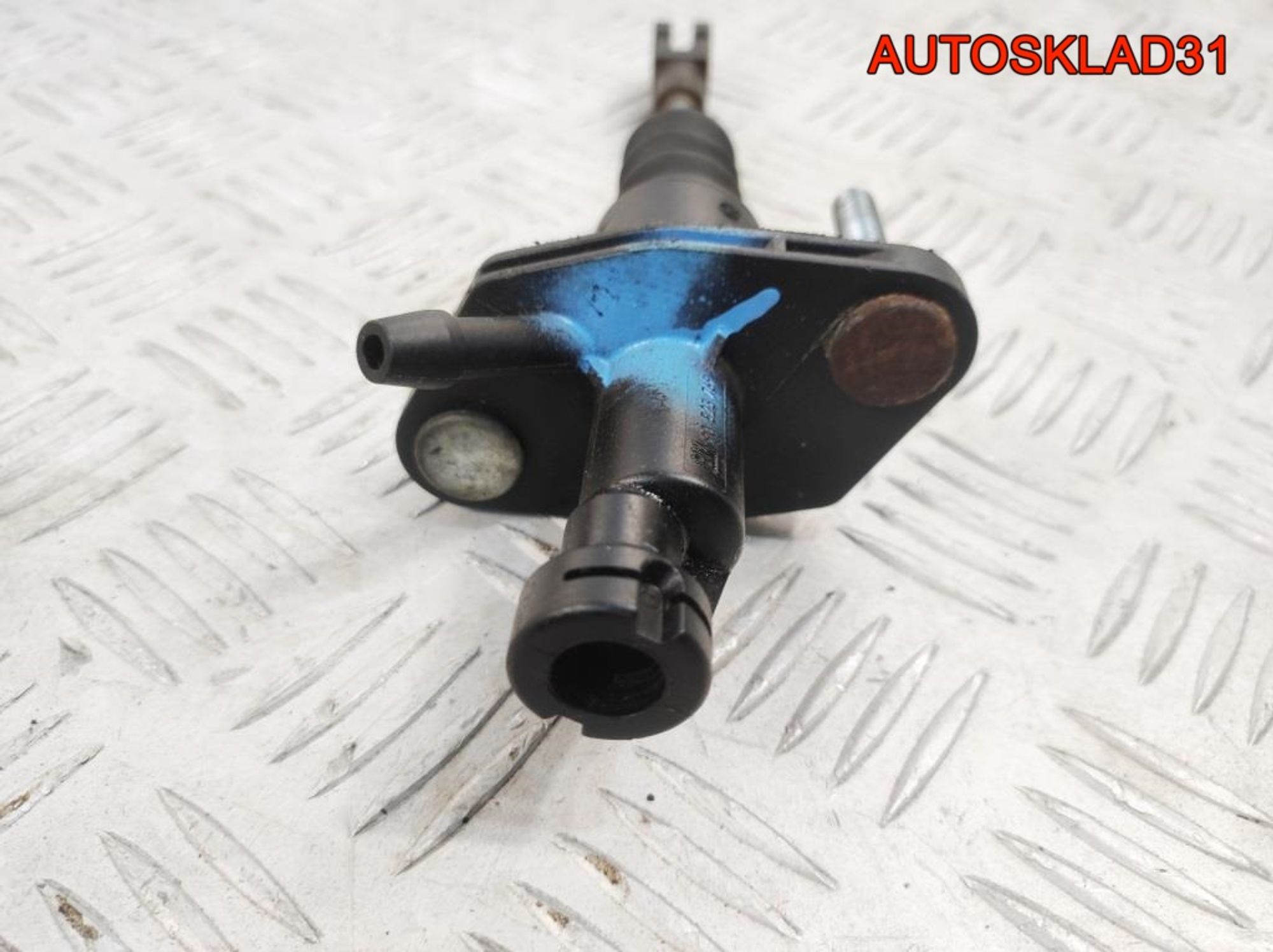 Цилиндр сцепления главный Opel Astra G 90523769, 2000 рублей, Дубовое