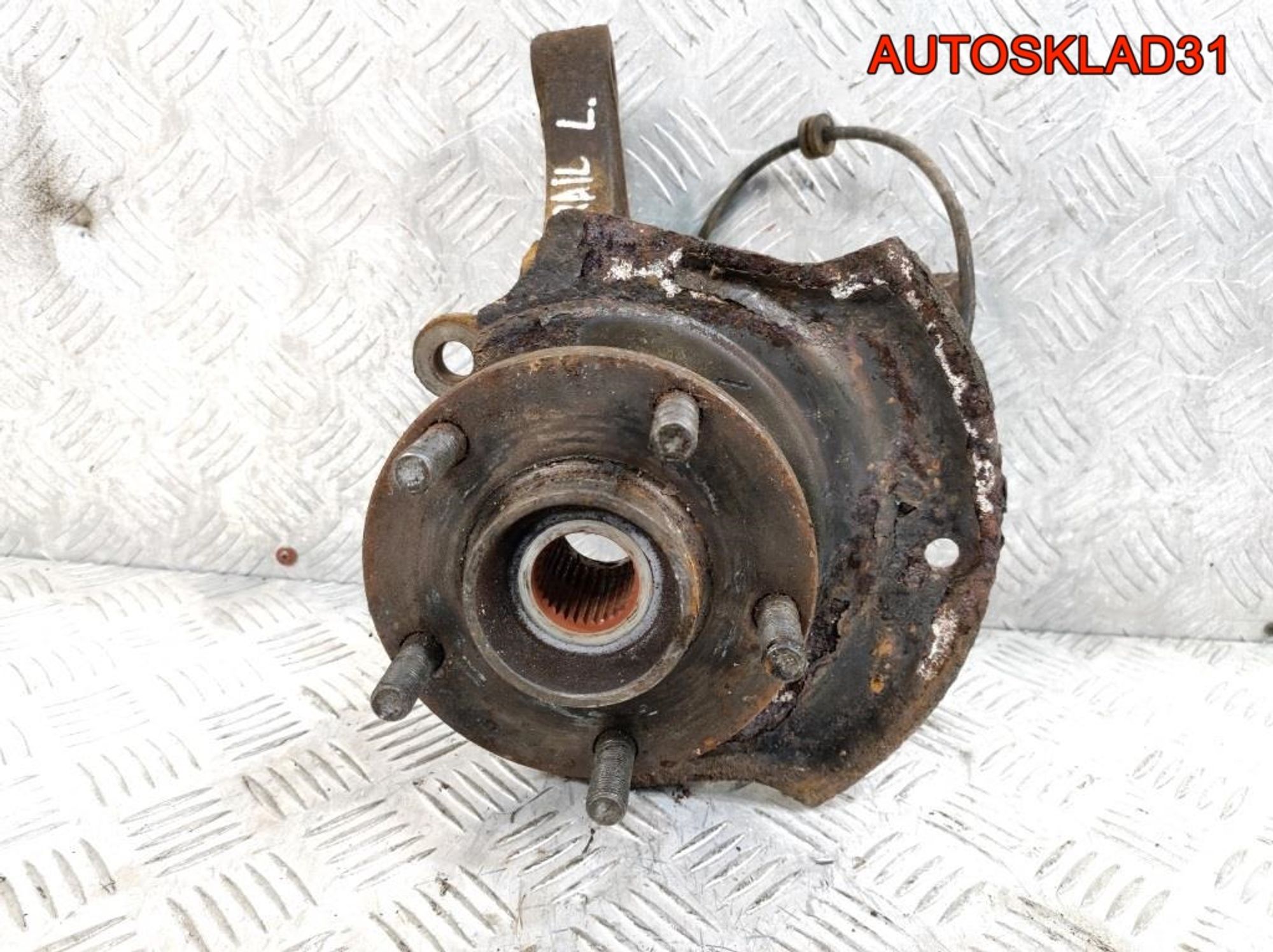 Кулак поворотный передний левый Nissan X-Trail T30 400158H300, 2700 рублей, Дубовое