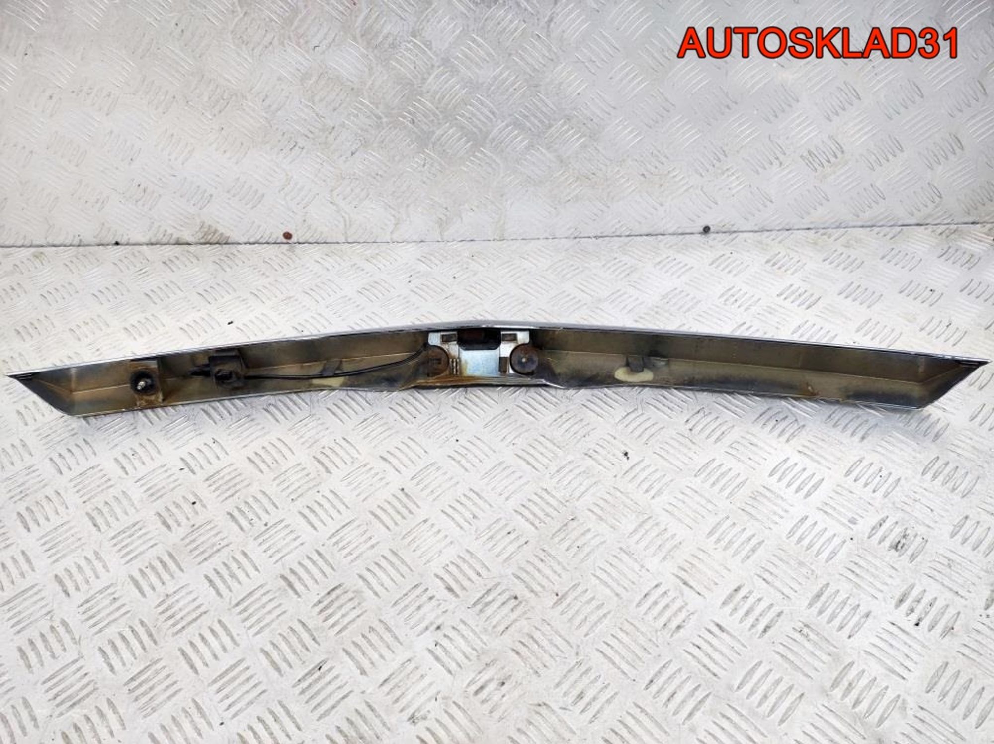 Накладка двери багажника Opel Astra H Кабриолет, 2100 рублей, Дубовое