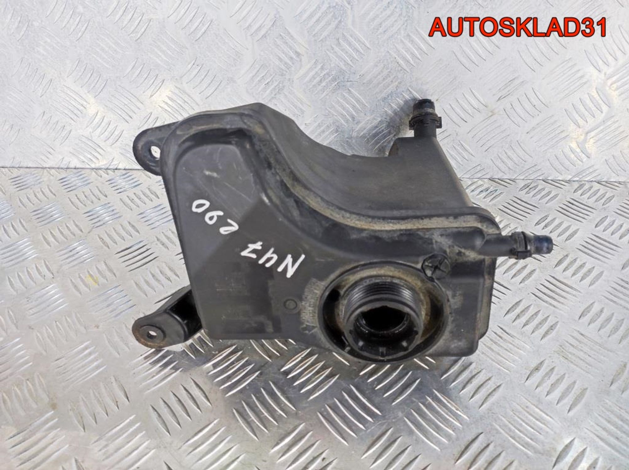 Бачок расширительный BMW E90 N47D20 17137810592, 3000 рублей, Дубовое