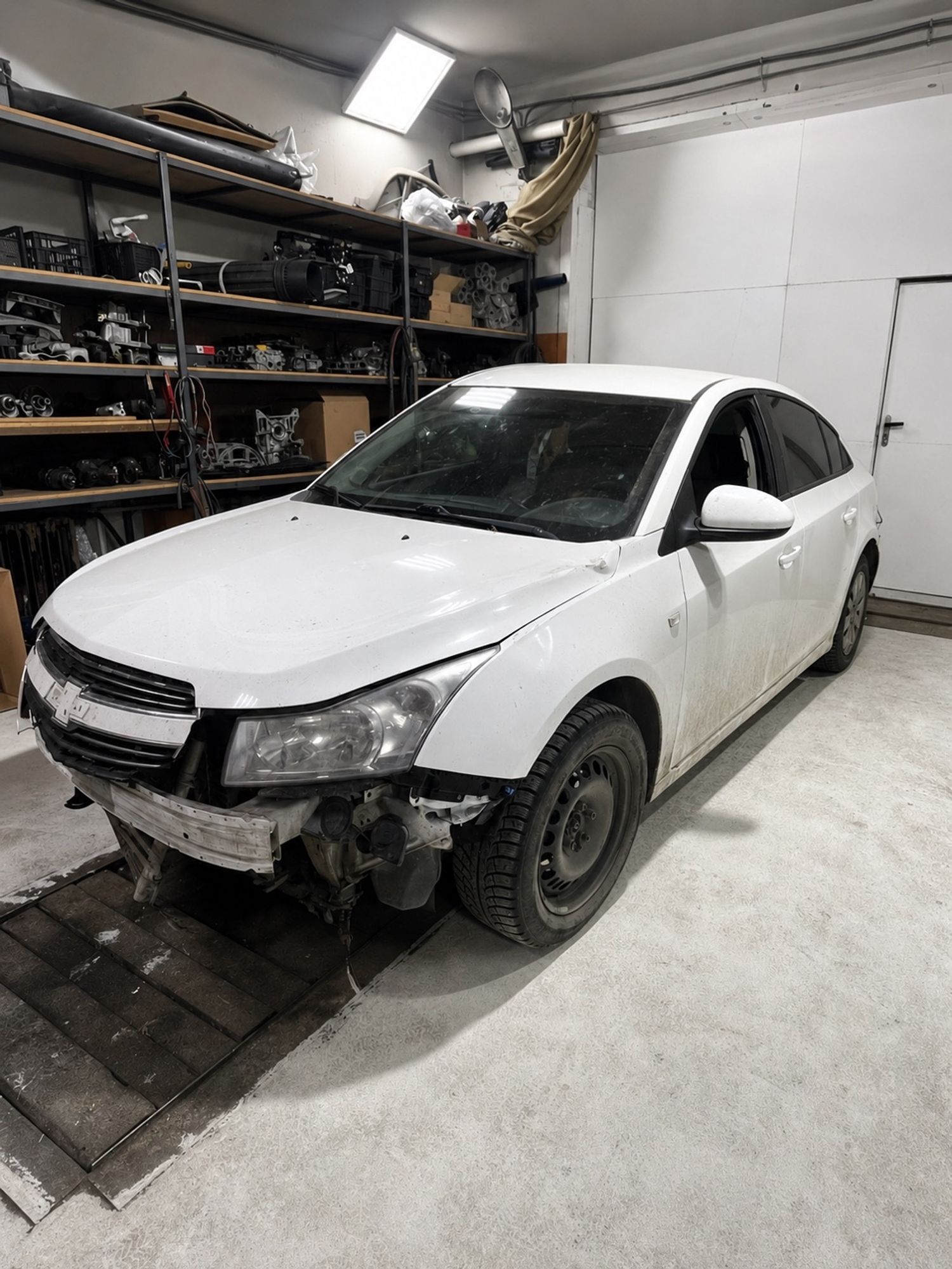 https://ycs.partsauto.market/partsauto-images/thmbs/userImages/f92b14355489e3b224da6399a17e0798/car/0e348649-a544-4874-894b-569825559a08_1788427318866.jpg