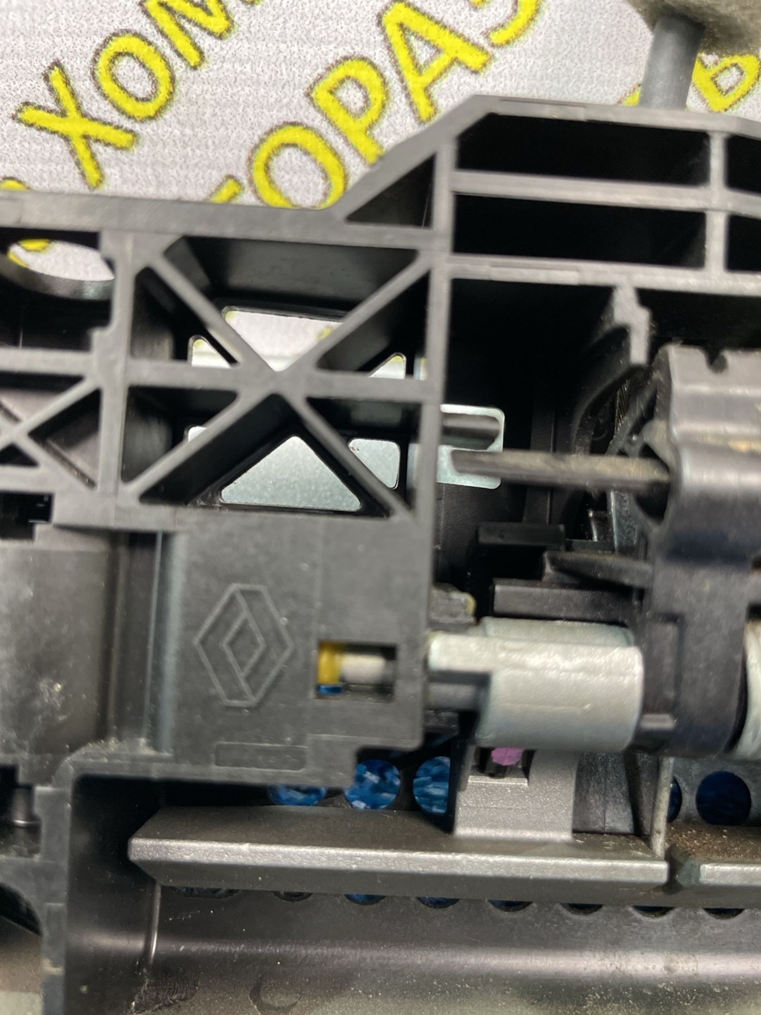 https://ycs.partsauto.market/partsauto-images/thmbs/userImages/f92b14355489e3b224da6399a17e0798/part/03c6816a-deff-46c9-a4b4-cc179a876c6a_1778664934631.jpg