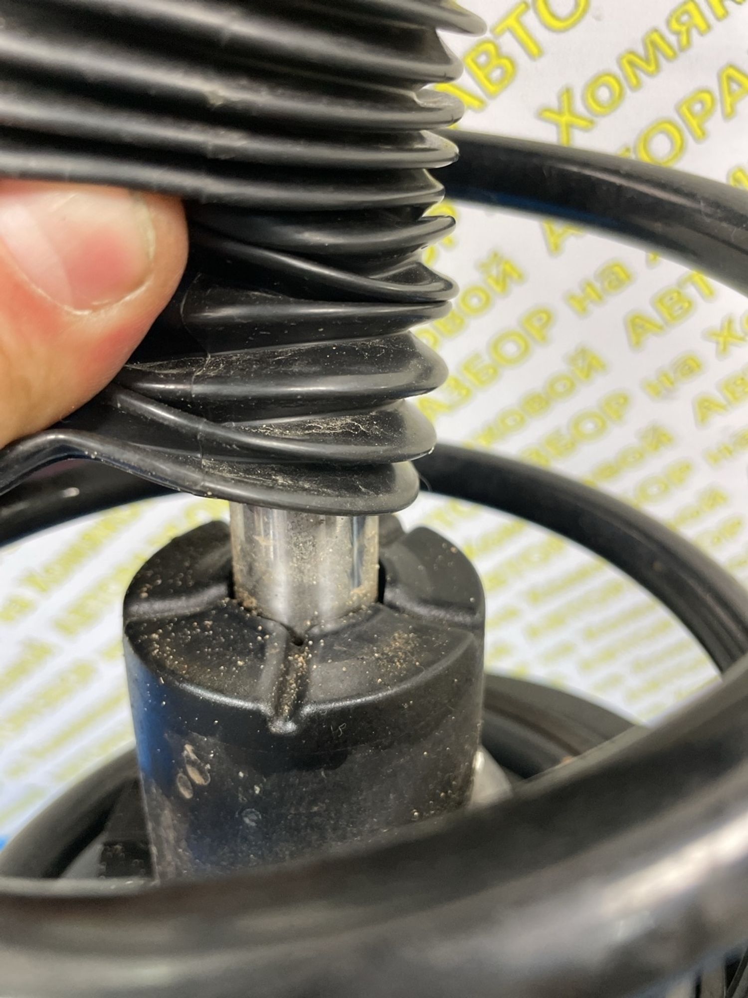 https://ycs.partsauto.market/partsauto-images/thmbs/userImages/f92b14355489e3b224da6399a17e0798/part/04d4a448-f71a-4734-9da5-6c4d40d27e82_1778680228089.jpg