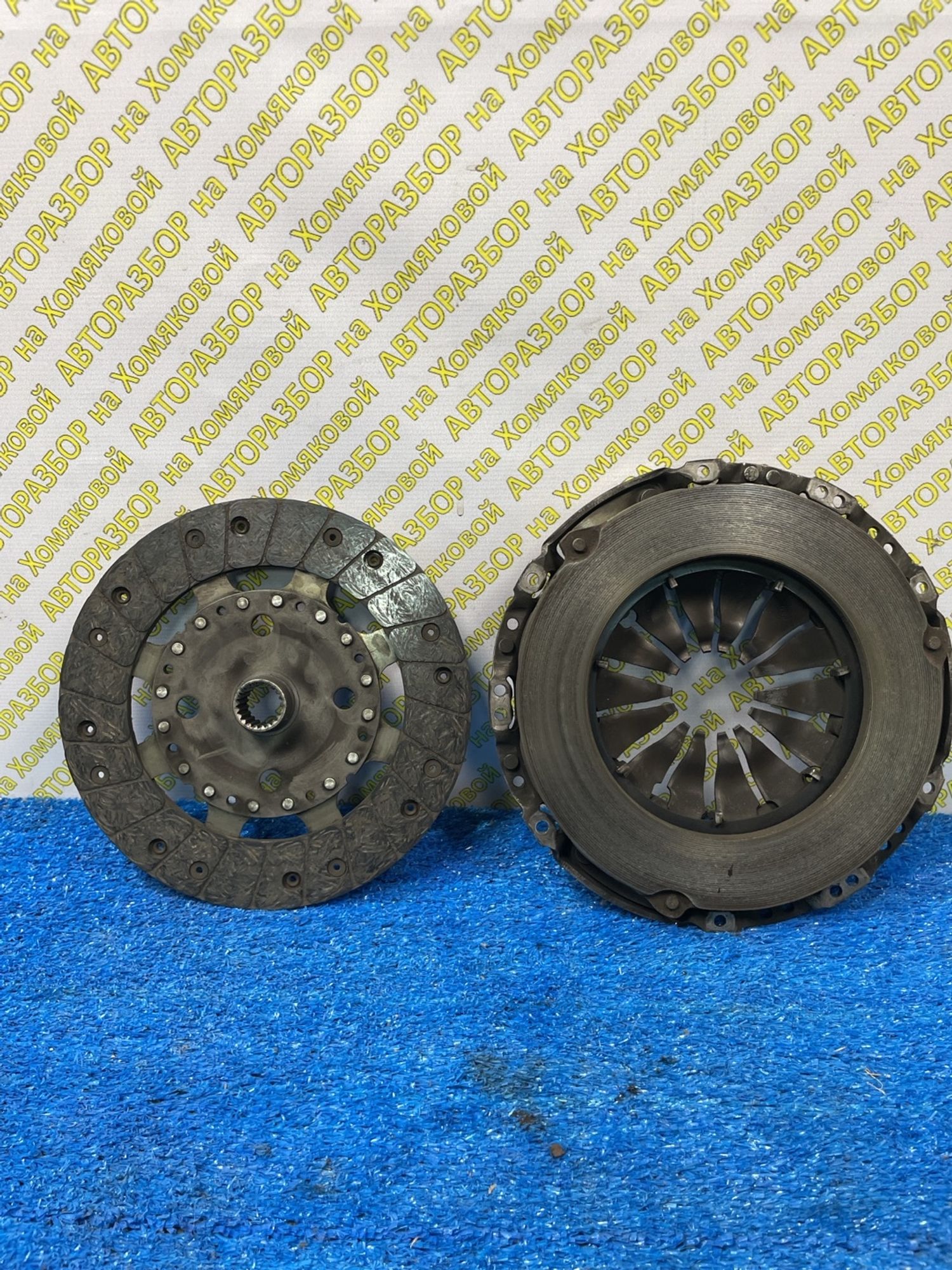 https://ycs.partsauto.market/partsauto-images/thmbs/userImages/f92b14355489e3b224da6399a17e0798/part/095ef67e-7a50-4558-bcaa-6fd9465d4f78_1775643659864.jpg