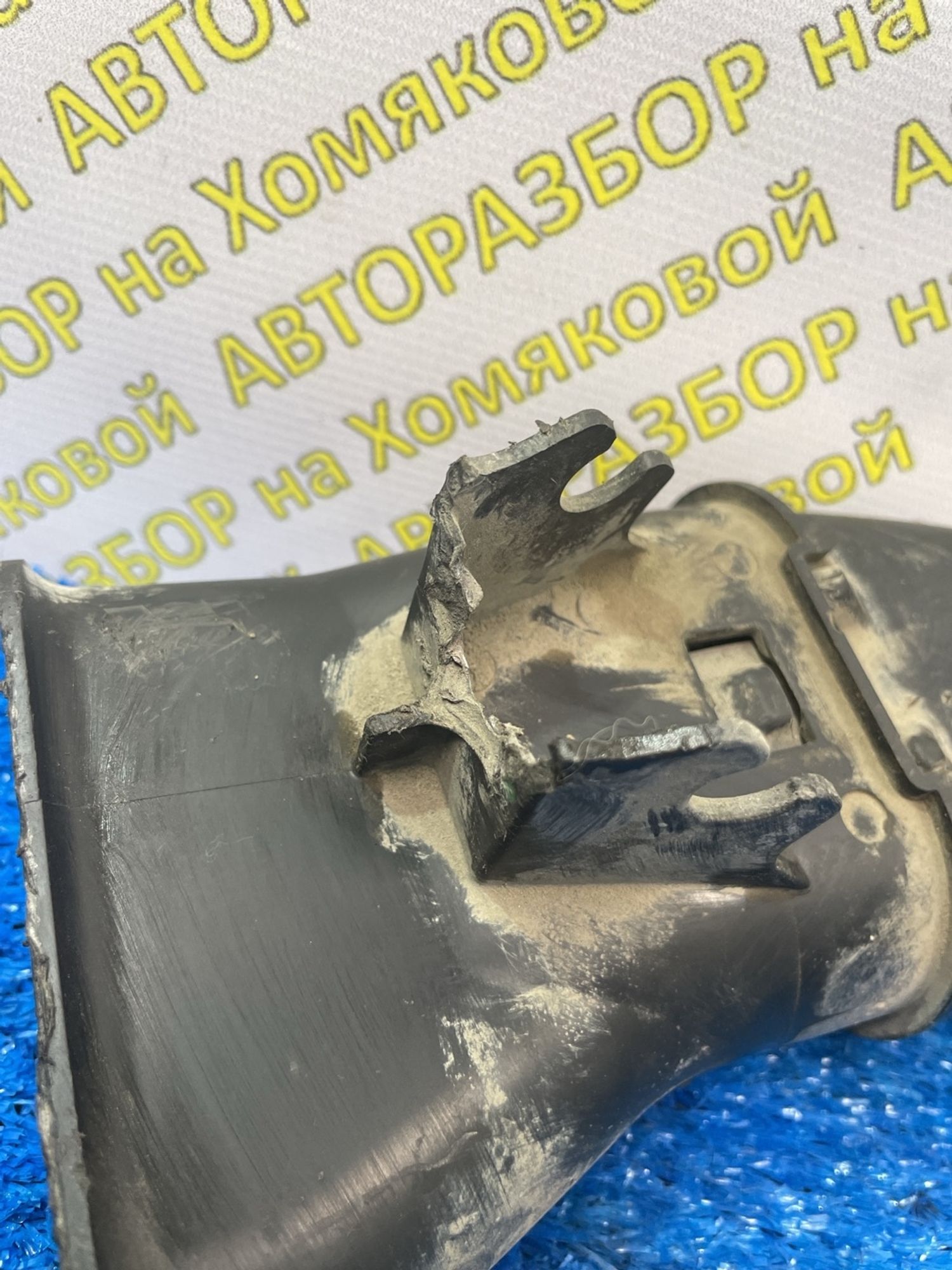 https://ycs.partsauto.market/partsauto-images/thmbs/userImages/f92b14355489e3b224da6399a17e0798/part/135e200e-e9e7-45e8-a805-045f58d86d19_1774857893226.jpg