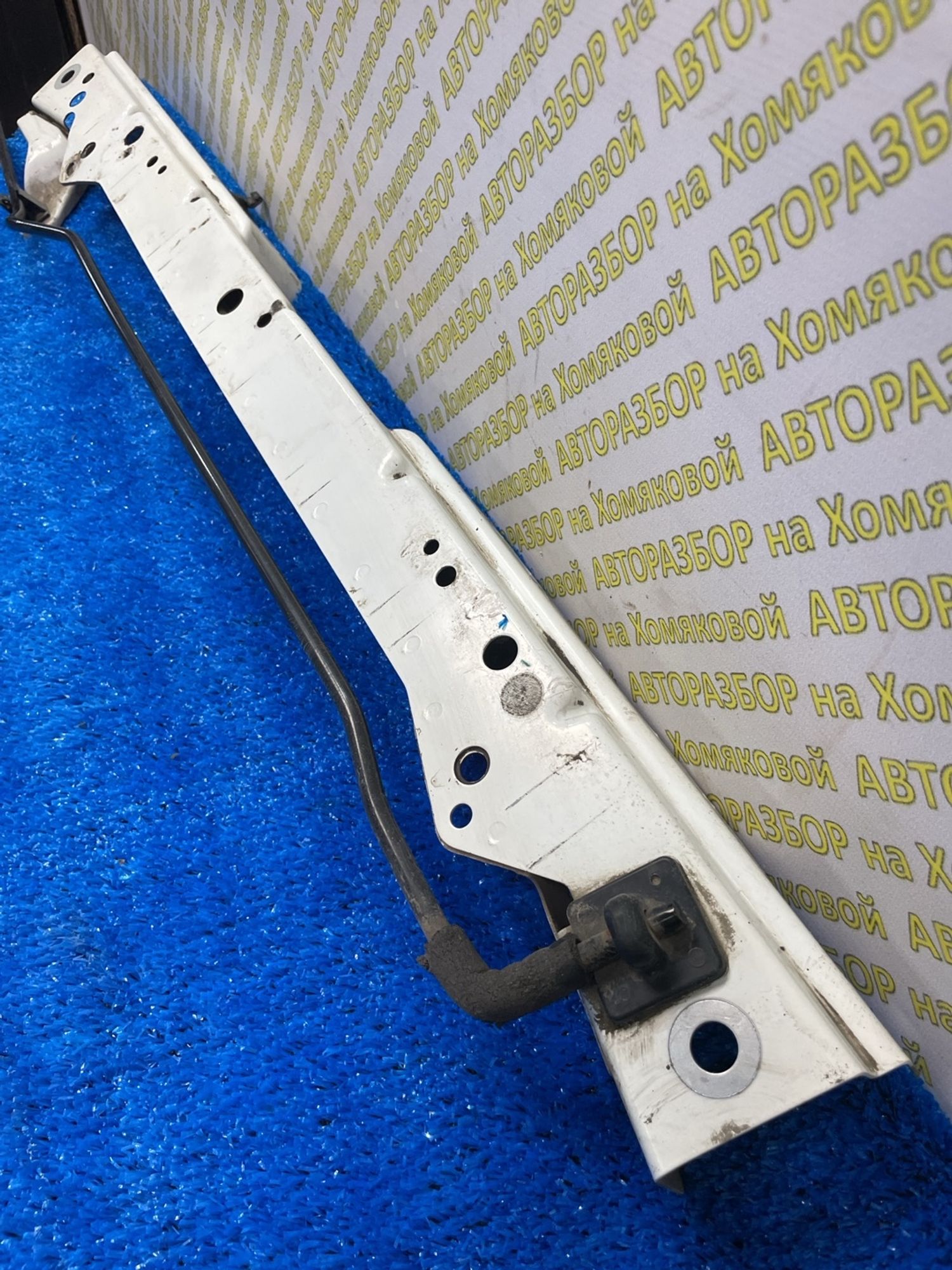 https://ycs.partsauto.market/partsauto-images/thmbs/userImages/f92b14355489e3b224da6399a17e0798/part/190d36d7-299c-42d5-be71-51e790cfbc42_1788509586073.jpg